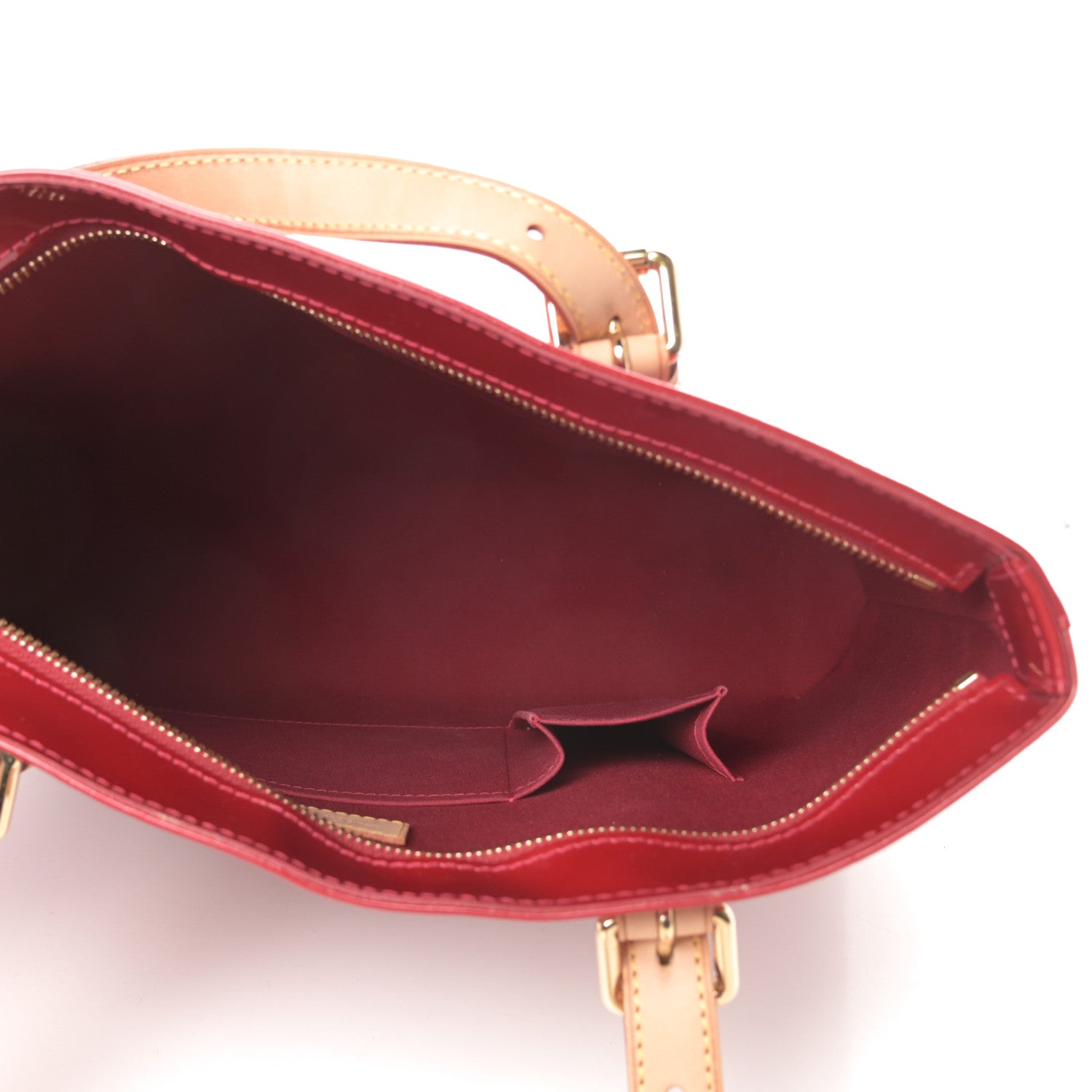 Louis Vuitton Vernis Brentwood Pomme D'Amour 5 of 14