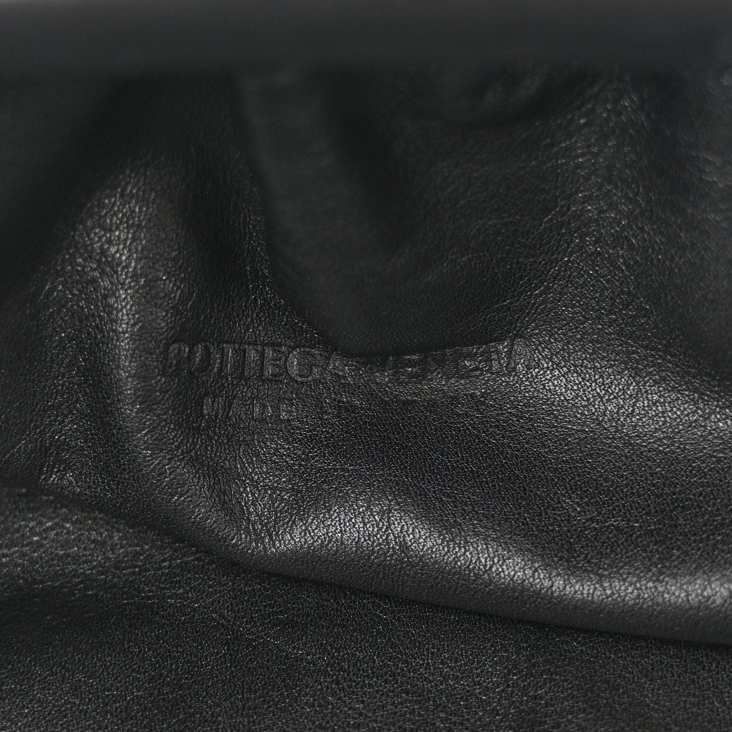 Bottega Veneta Smooth Butter Calf The Pouch Oversized Clutch Black 6 of 10