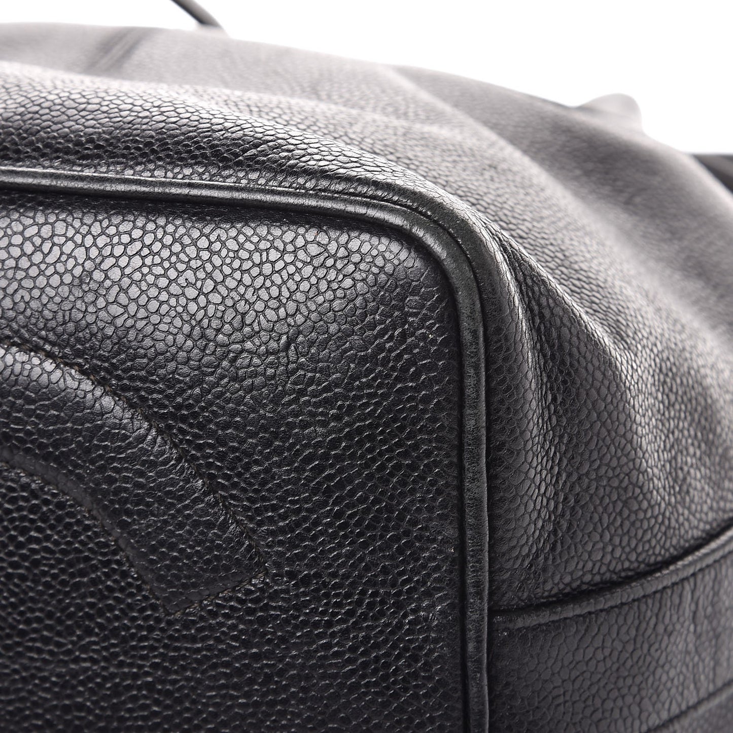 Caviar CC Drawstring Shoulder Bag Black