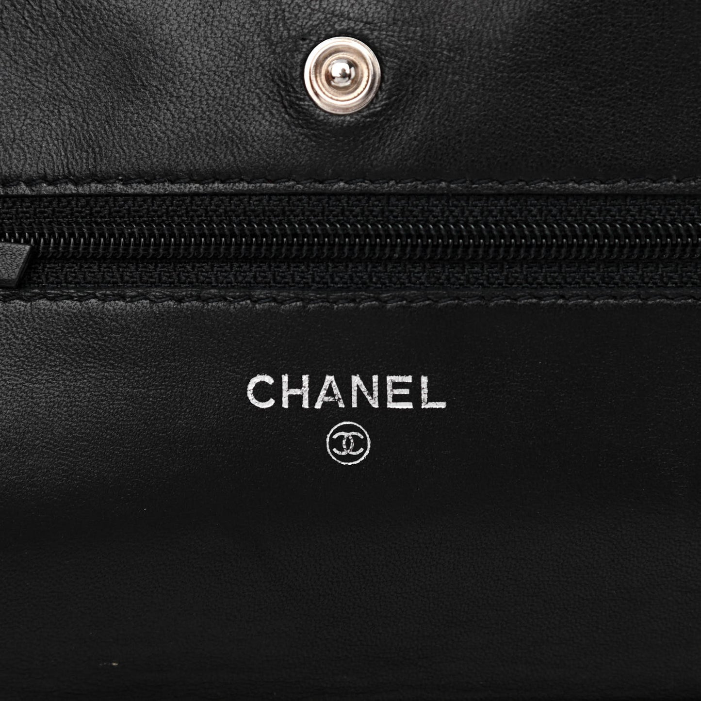 Lambskin Quilted Wallet On Chain WOC Black
