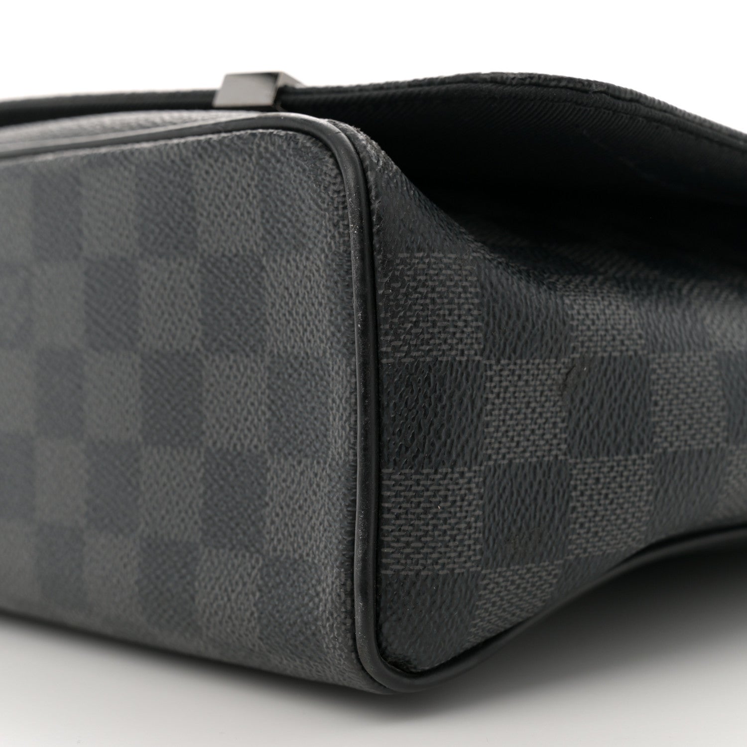 Louis Vuitton Damier Graphite District GM 9 of 11