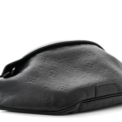 Louis Vuitton Calfskin Monogram Shadow Discovery Bumbag Black 9 of 10