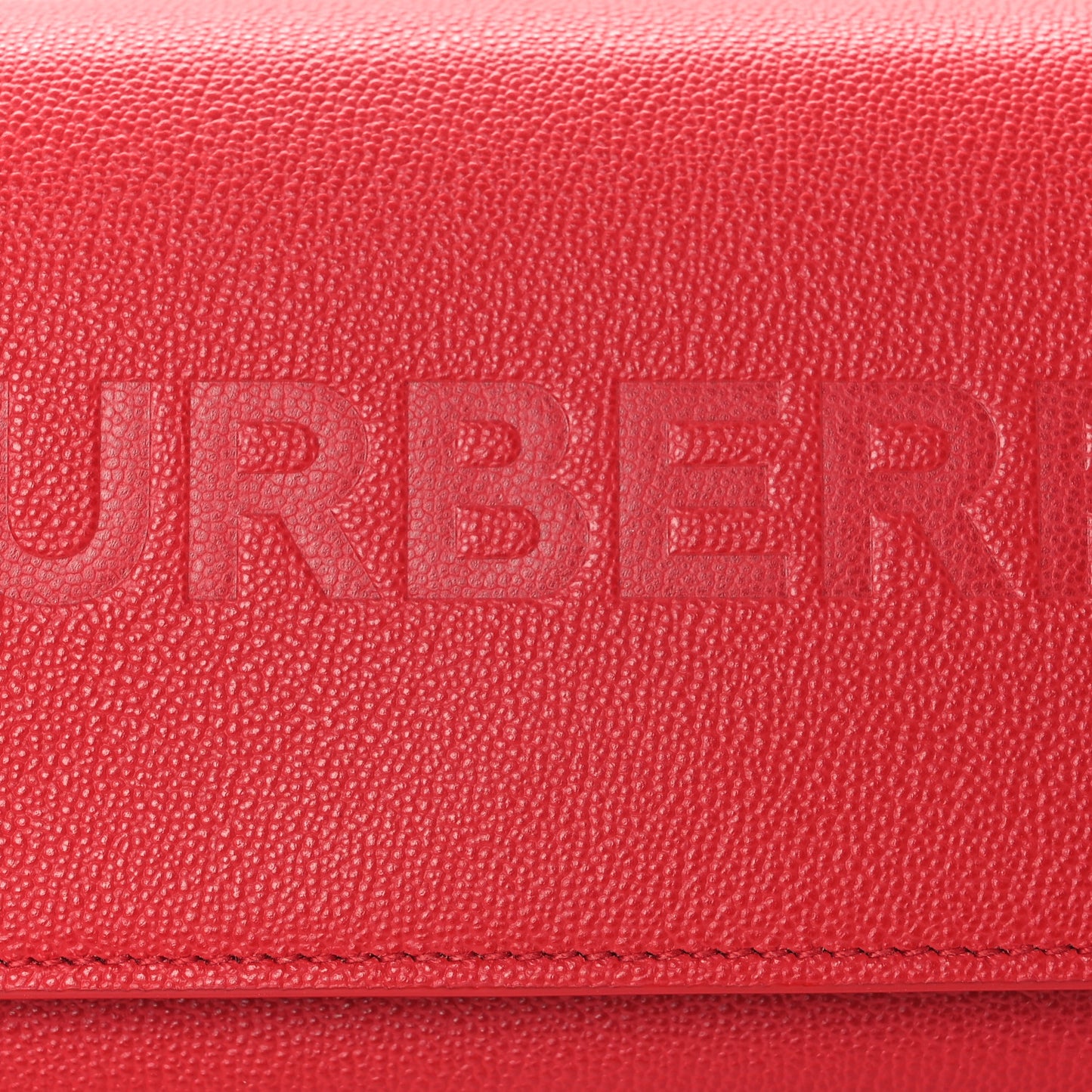 Grainy Calfskin Logo Henley Wallet On Chain Red