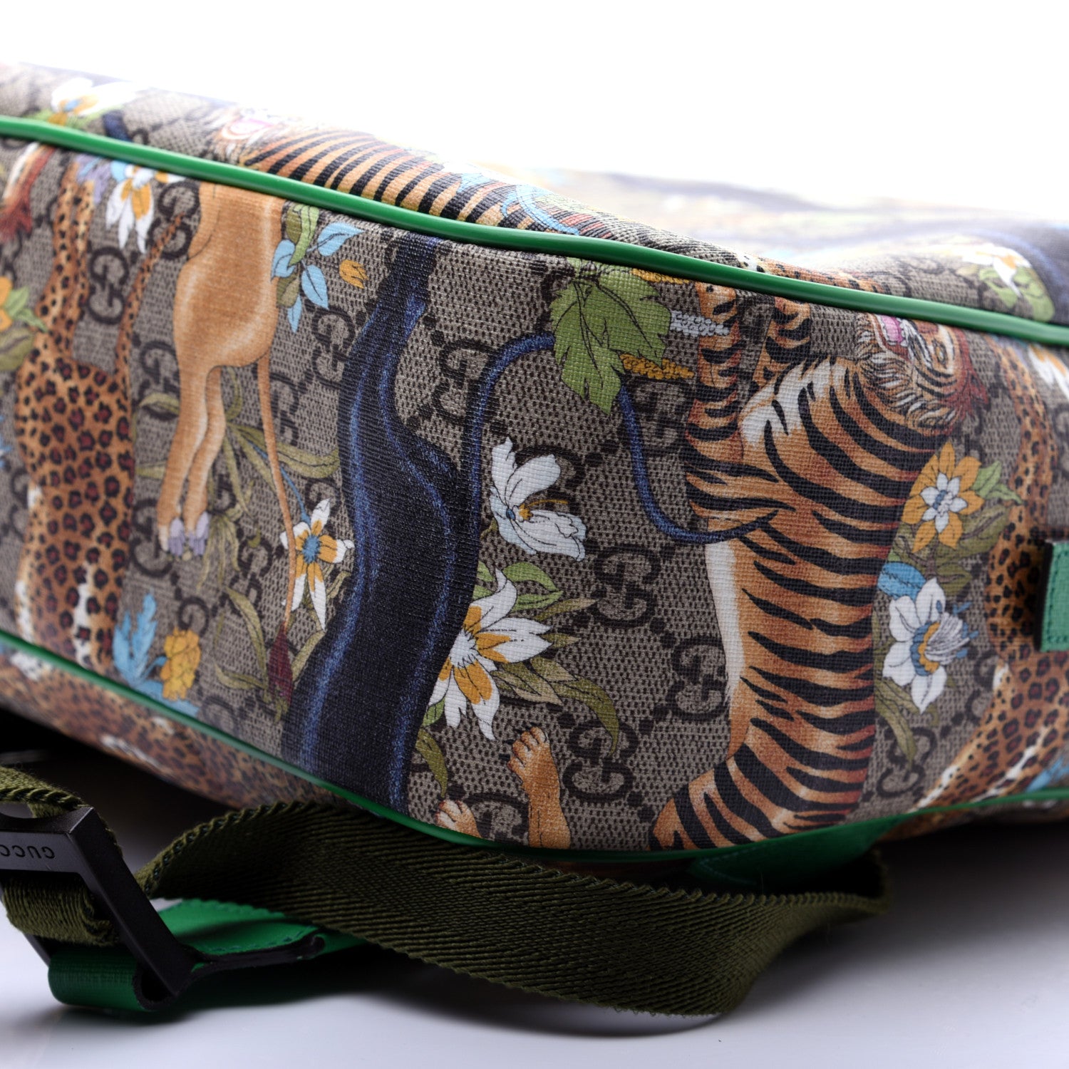 Gucci GG Supreme Monogram Feline Childrens Dome Backpack Beige Ebony Multicolor Bright Shamarock 6 of 13