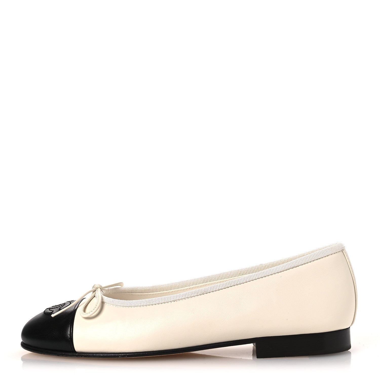 Chanel Lambskin Cap Toe CC Ballerina Flats 35 White Black 1 of 13