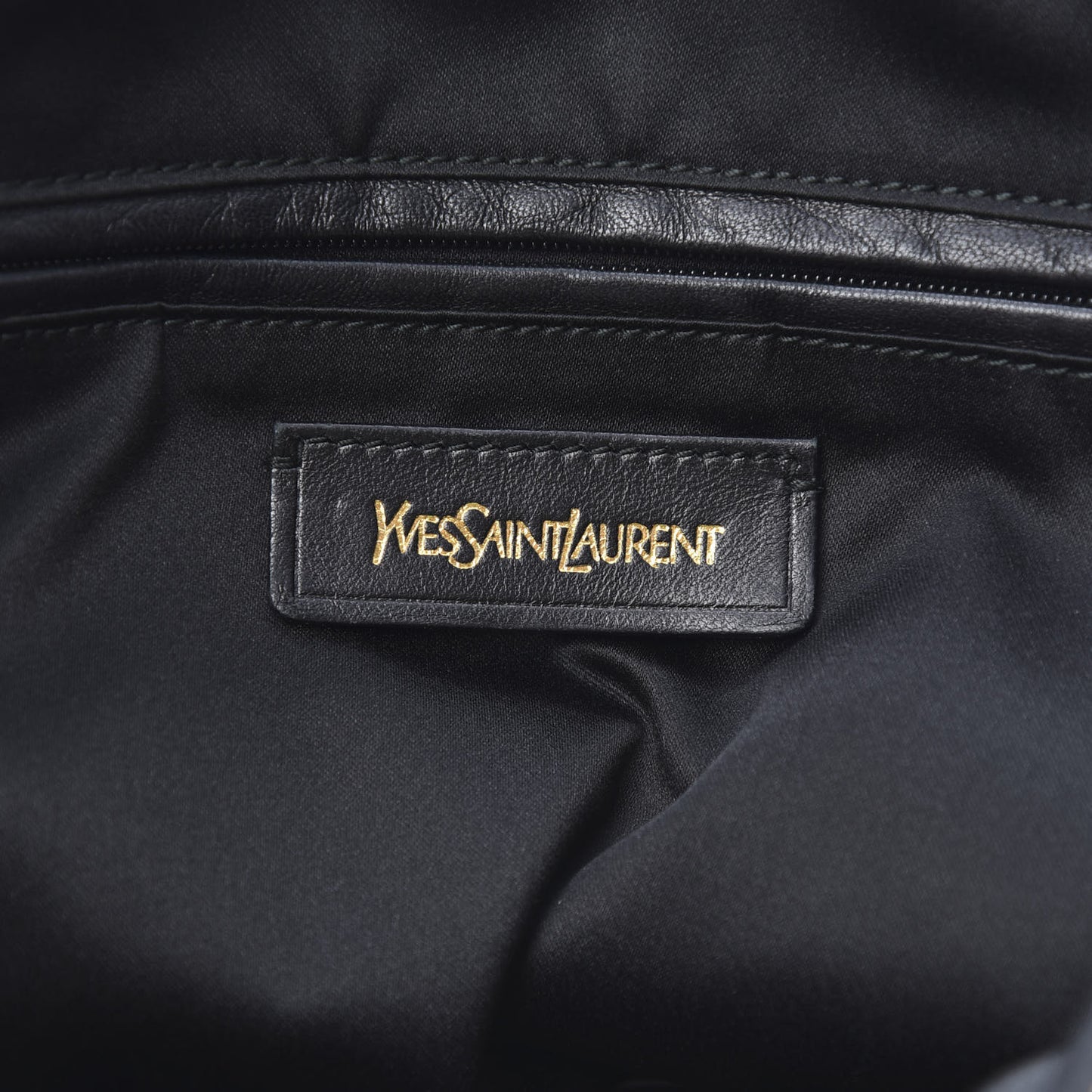 Calfskin Large Muse Black