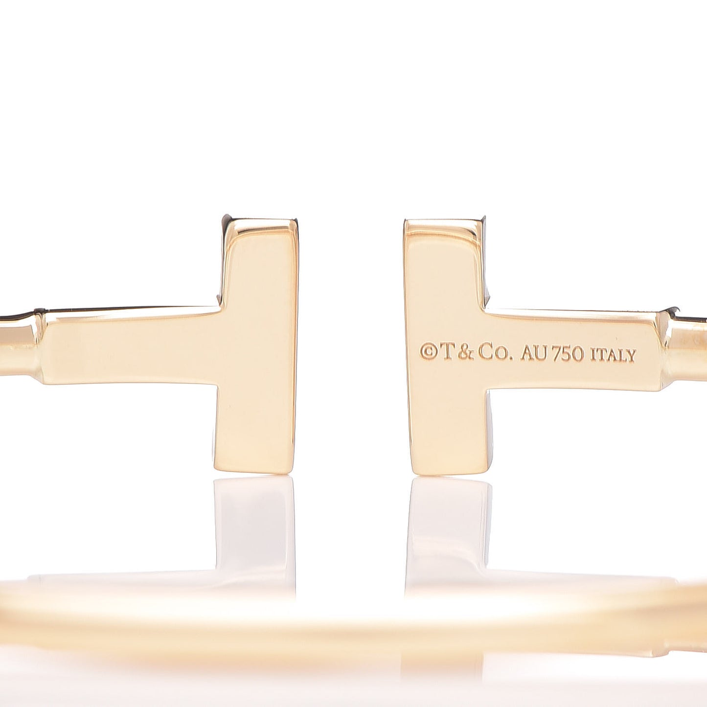 18K Yellow Gold T Wire Bracelet