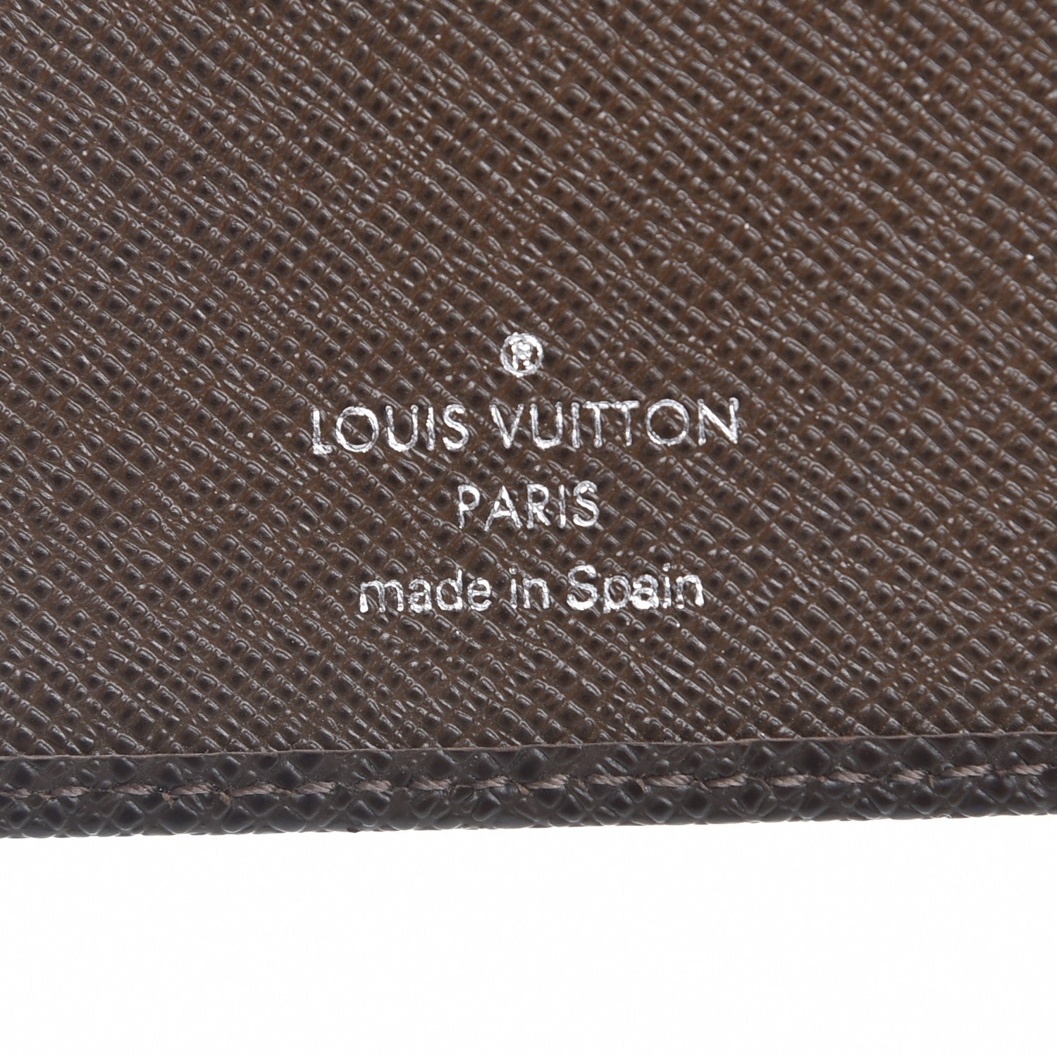 Louis Vuitton Taiga Pocket Agenda Cover Grizzli 6 of 7