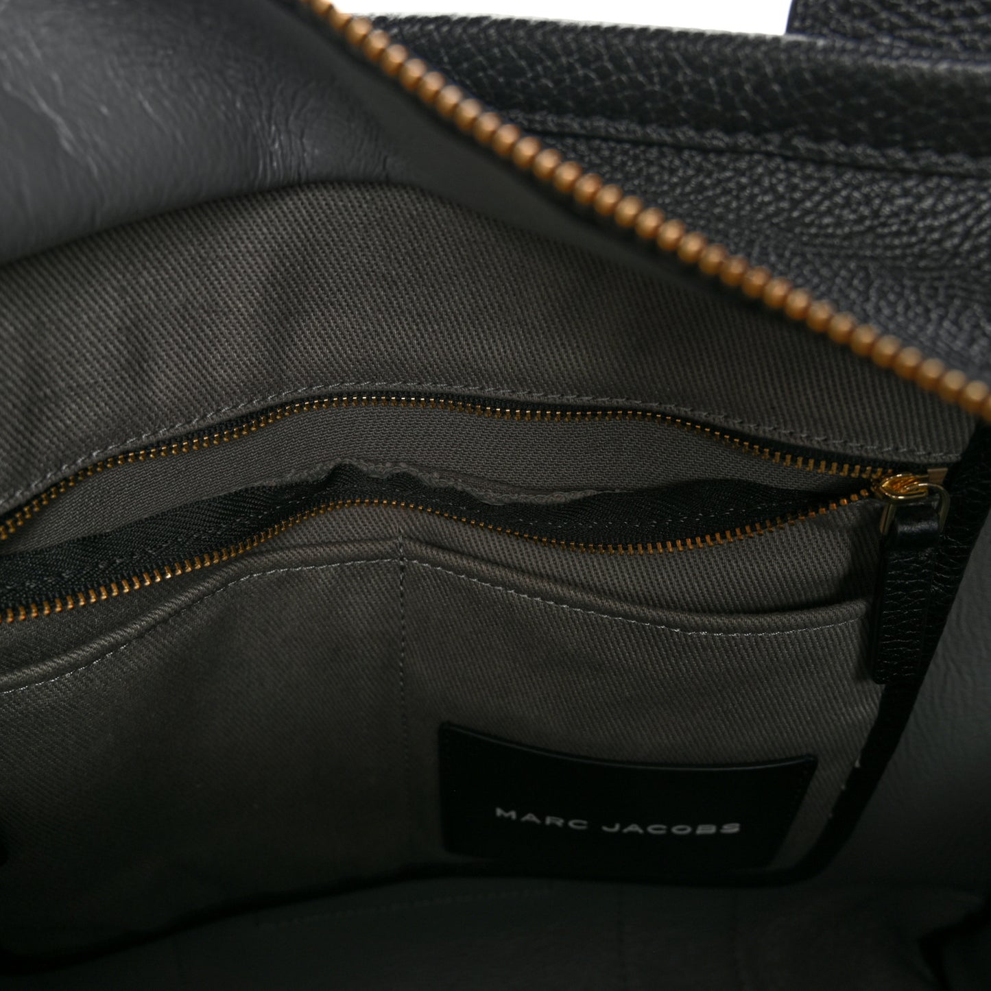 Grained Calfskin Large The Tote Bag Black