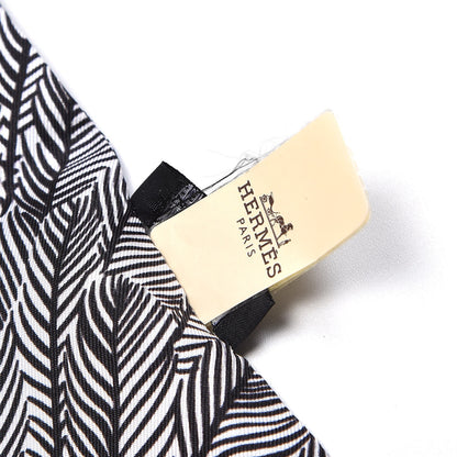 Hermes Silk Zebra Pegasus Maxi Twilly Noir Rouge Blanc 5 of 6