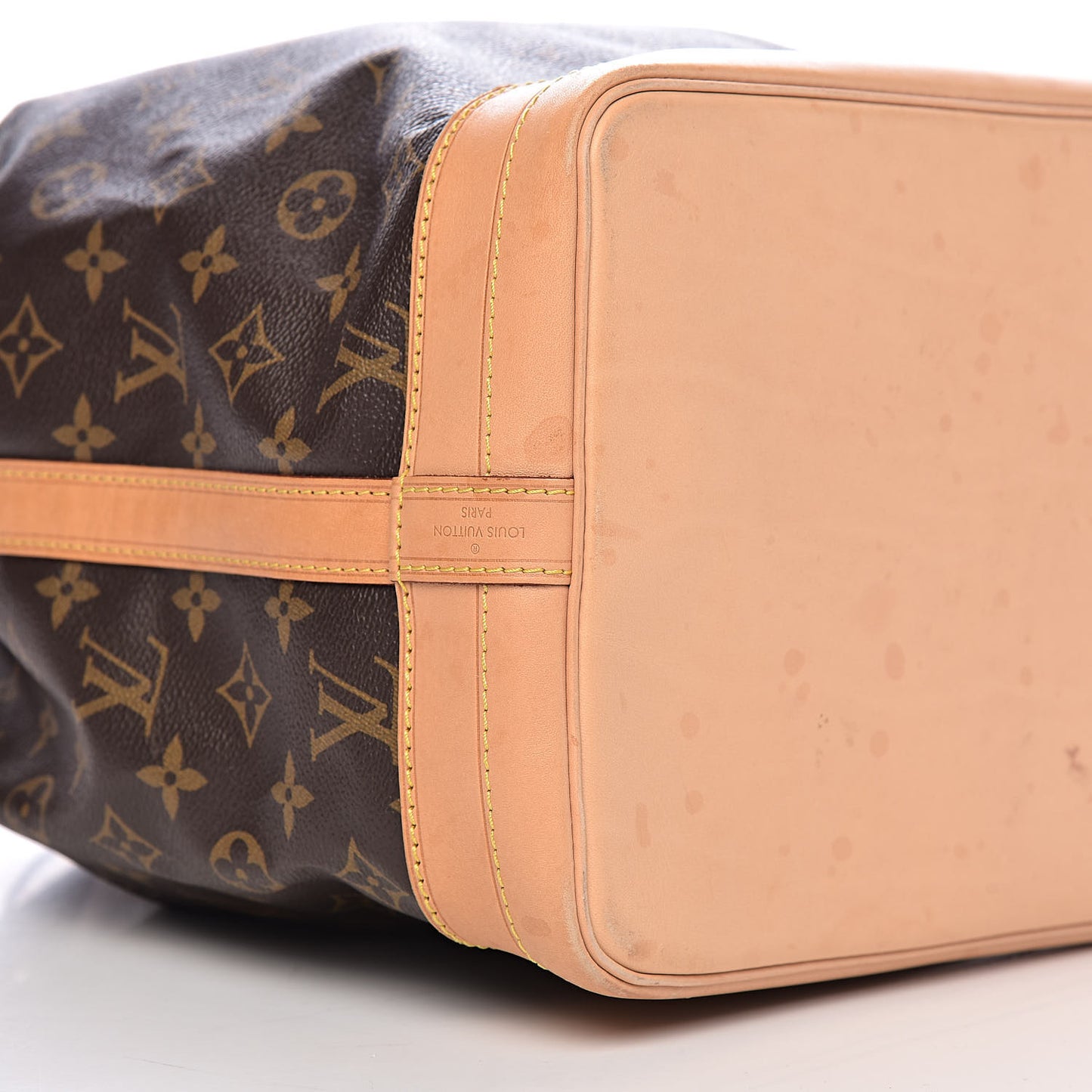 Monogram Noe