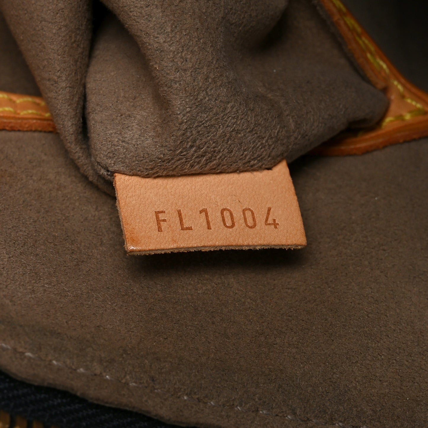 Monogram Multicolor Alma Black
