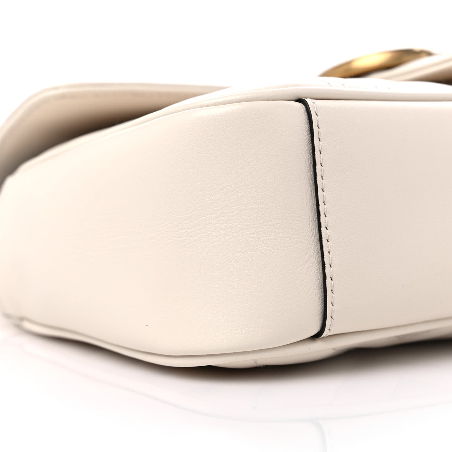 Calfskin Matelasse Small GG Marmont Shoulder Bag White