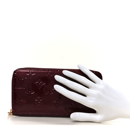Louis Vuitton Vernis Zippy Wallet Griotte 2 of 9