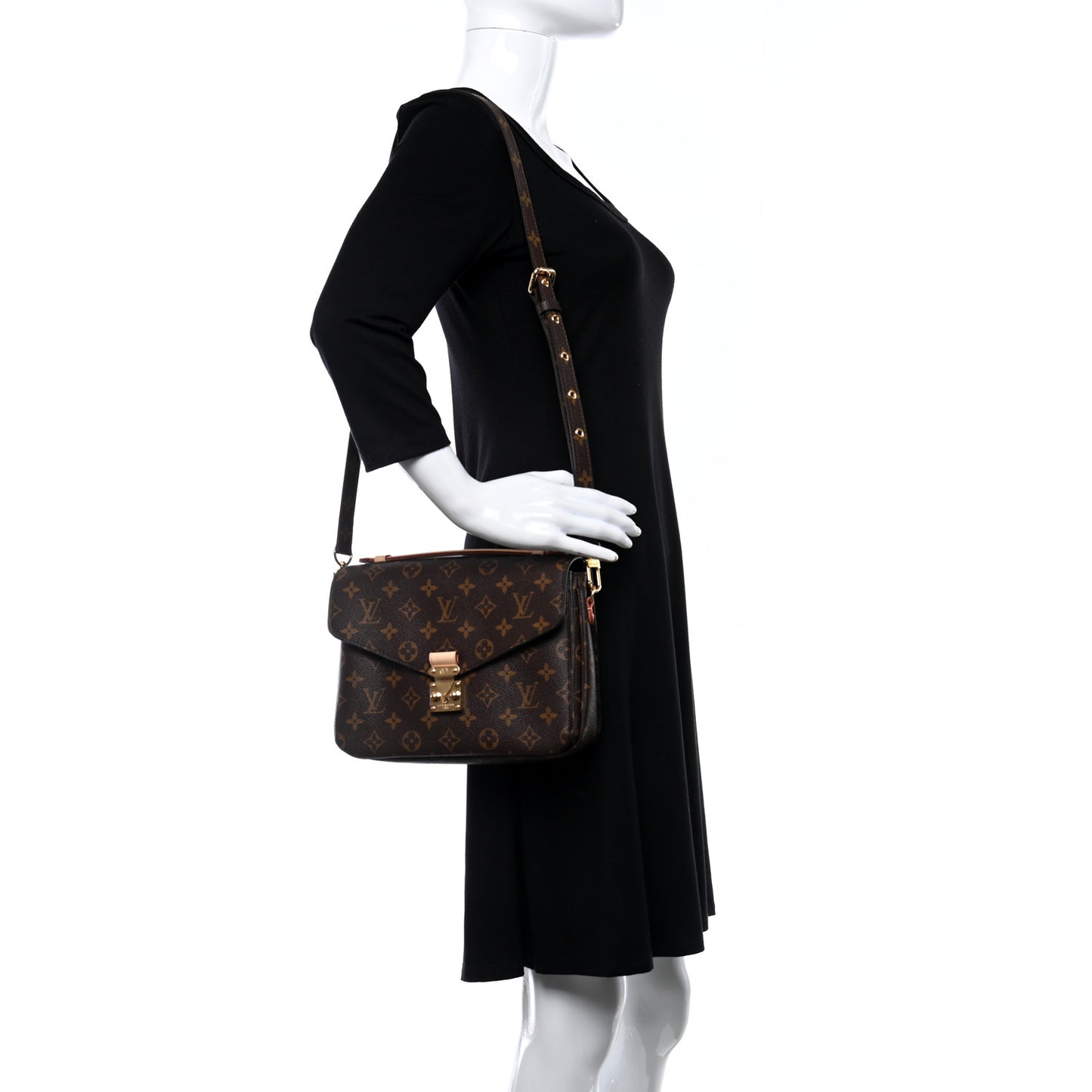 Monogram Pochette Metis