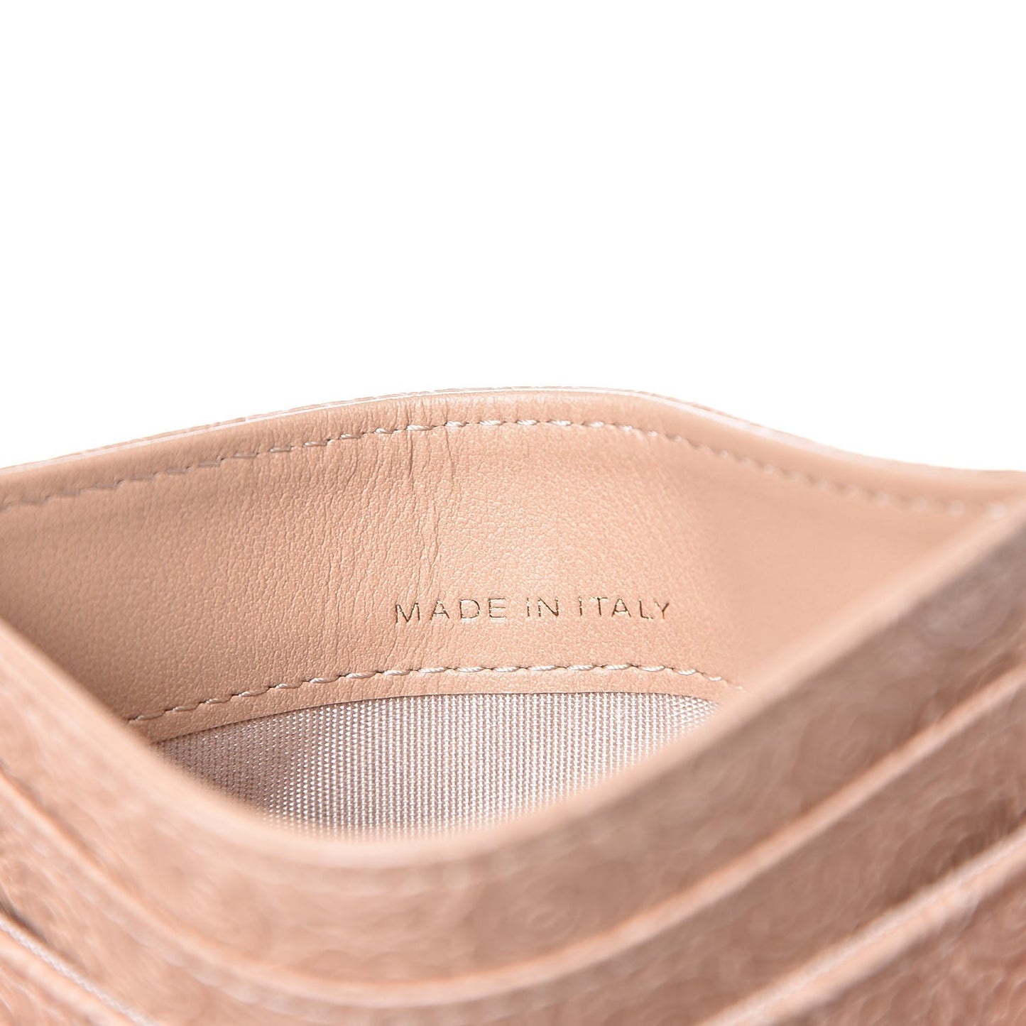 Camellia Calfskin Embossed Quilted Card Holder Beige