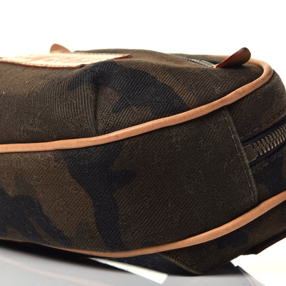 Louis Vuitton X SUPREME Canvas Camouflage Bumbag 9 of 9