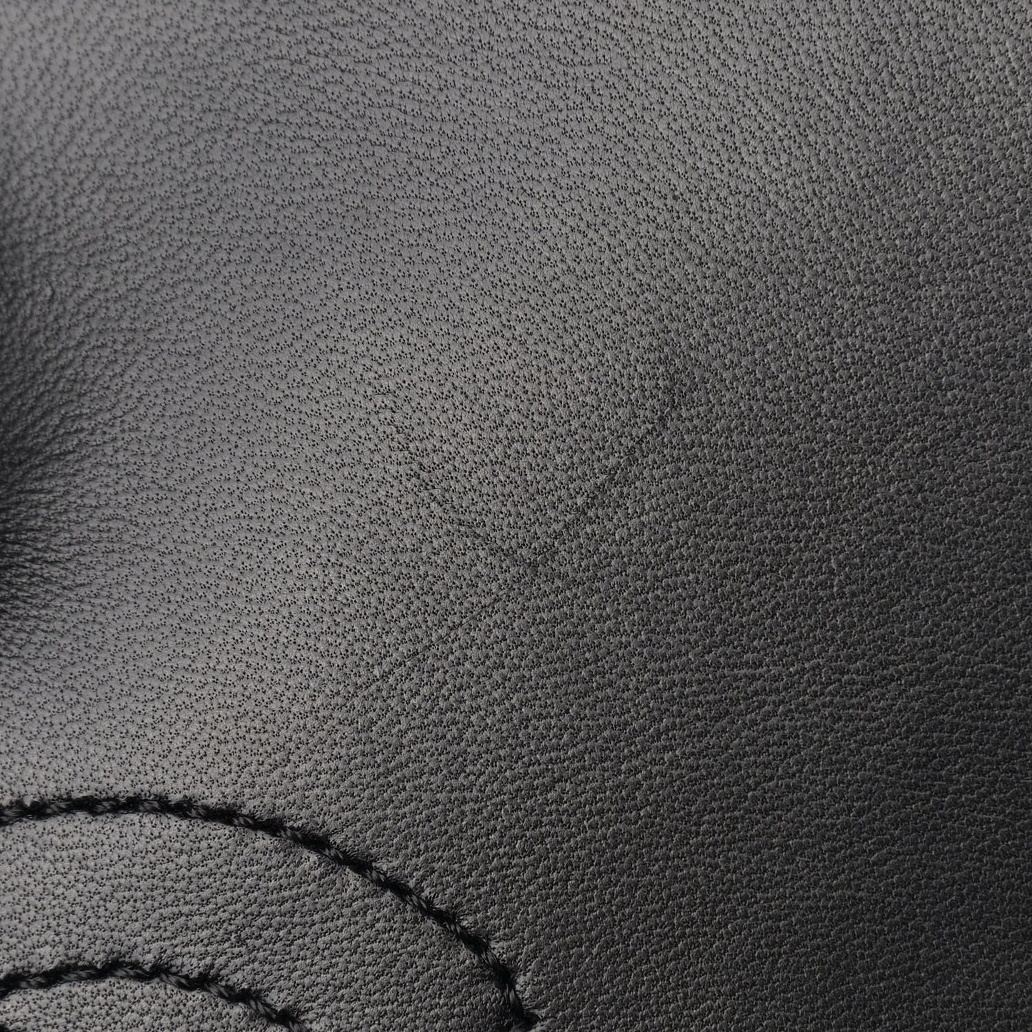 Lambskin Quilted Medium Trendy CC Flap Black