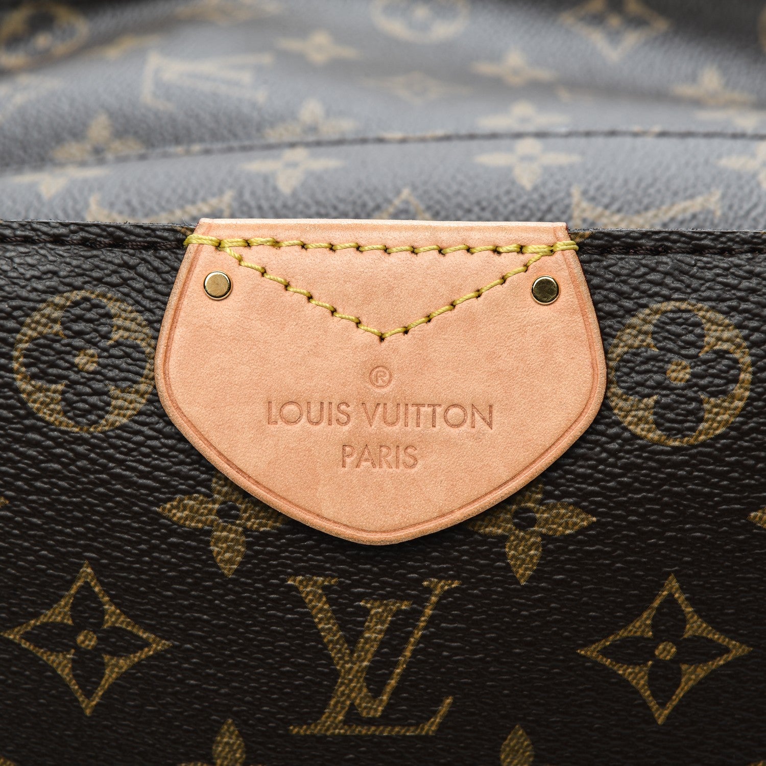 Louis Vuitton Monogram Marais MM 6 of 10