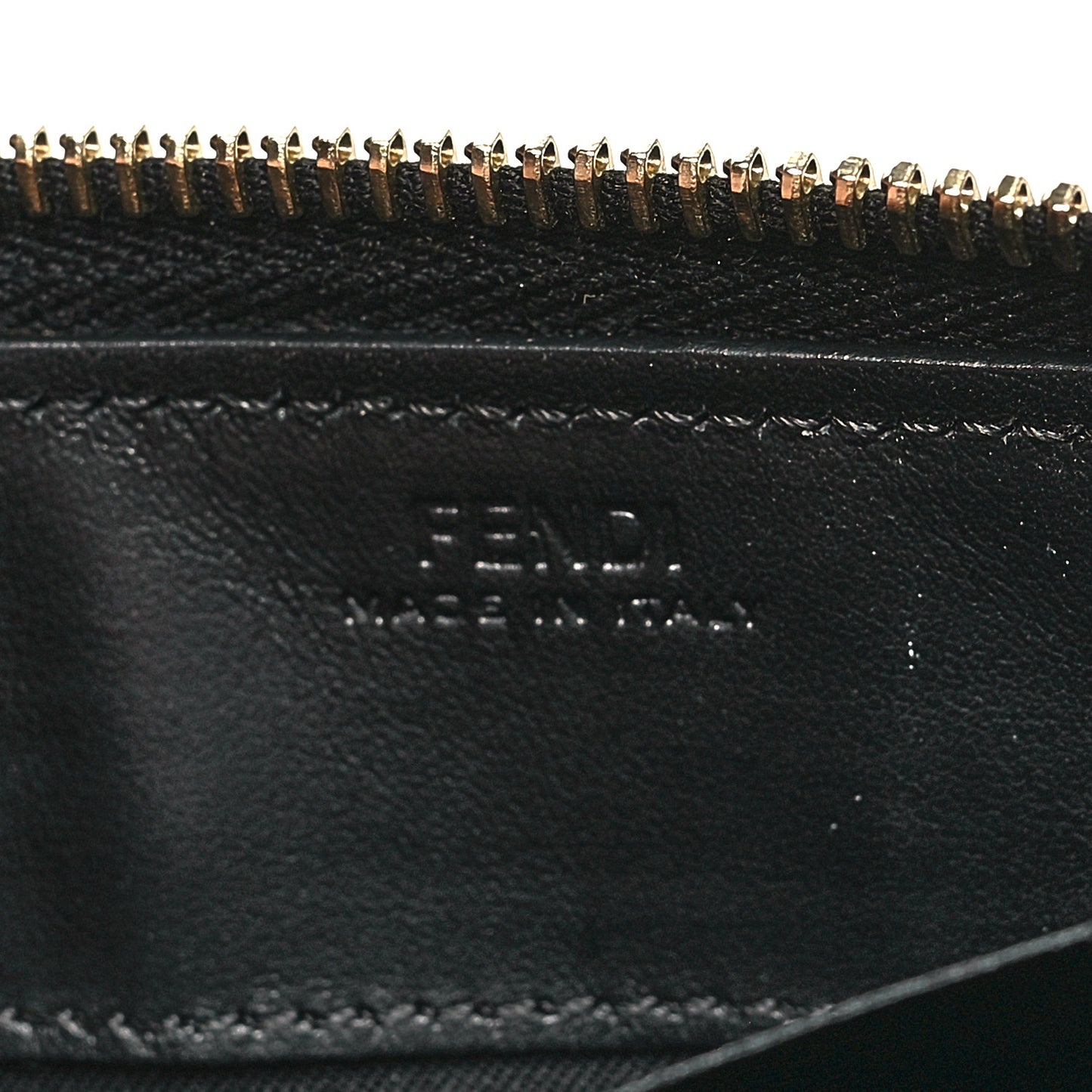 Vitello Liberty Lucido F is Fendi Zip Around Wallet Black