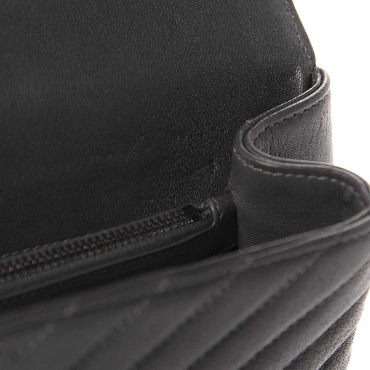 Saint Laurent Sheepskin Matelasse Chevron Monogram Medium College Bag Asphalt 9 of 14