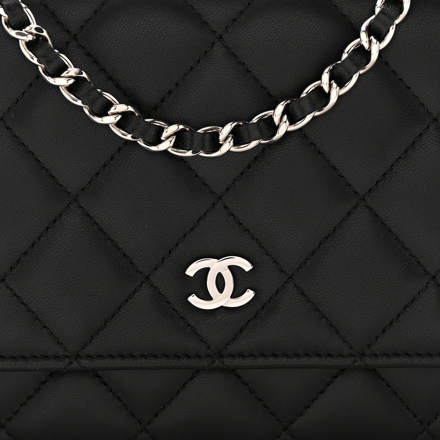 Lambskin Quilted Wallet On Chain WOC Black