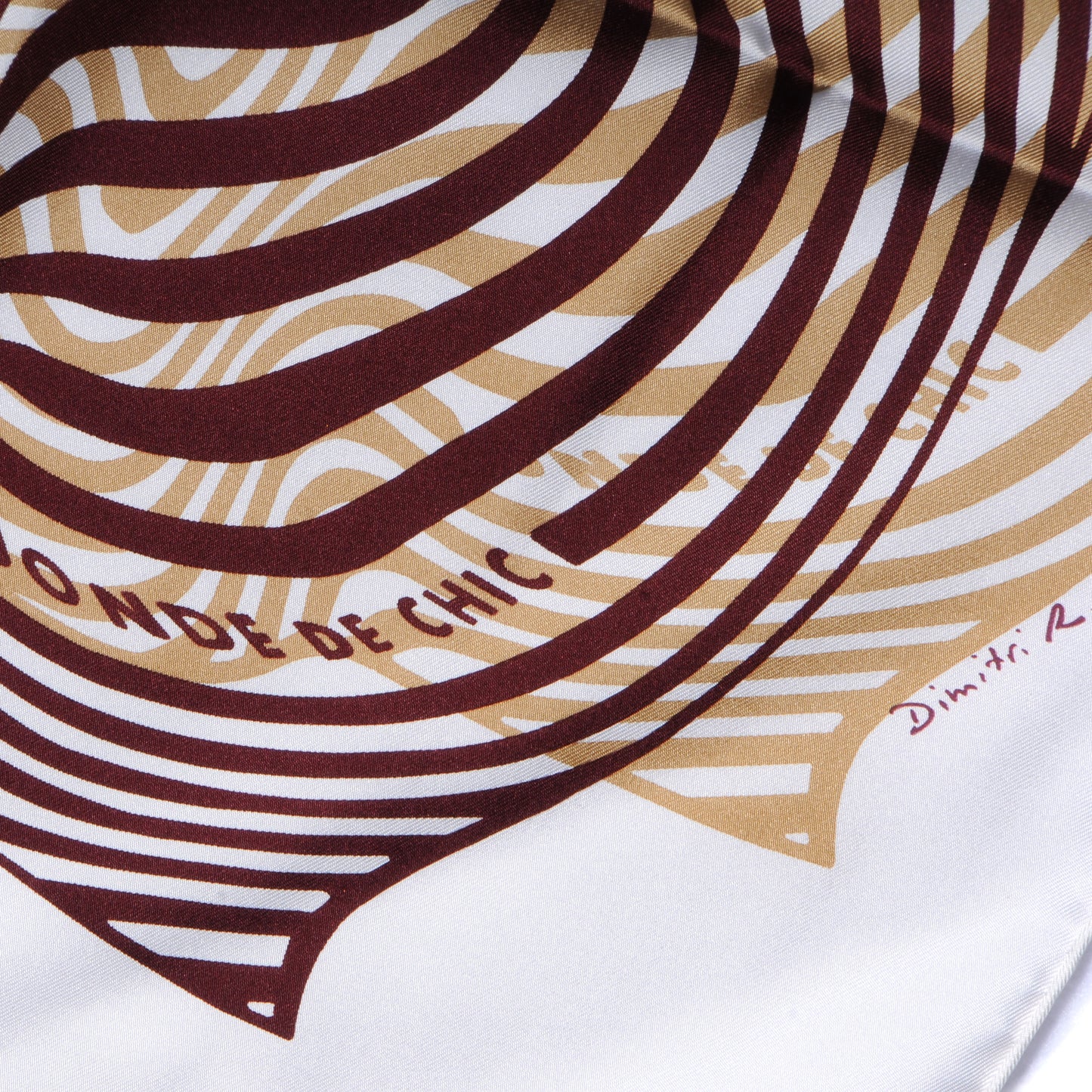 Silk Onde De Chic Scarf 90