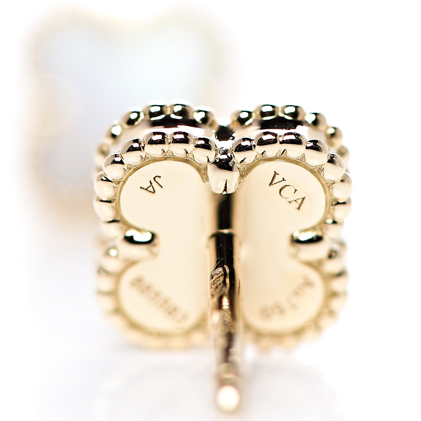 18K Yellow Gold Mother of Pearl Sweet Alhambra Earrings