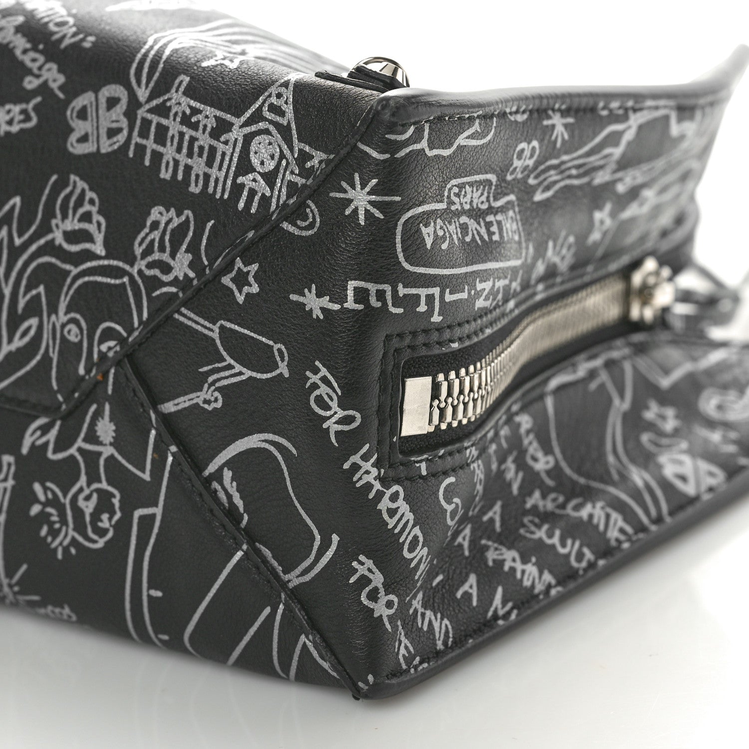 Balenciaga Agneau Graffiti Papier A6 Zip Around Tote Black White 10 of 10