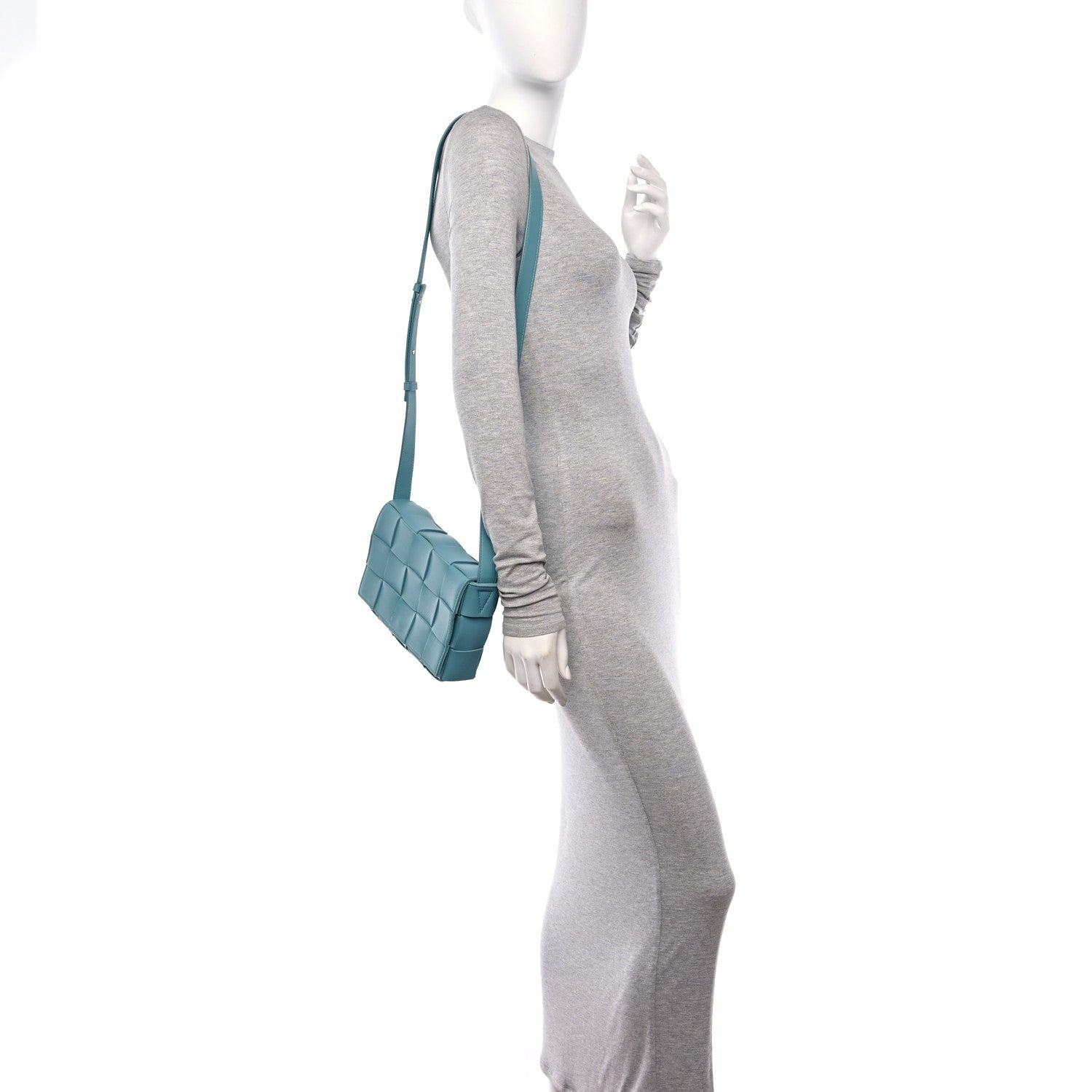 Bottega Veneta Lambskin Maxi Intrecciato Small Cassette Crossbody Bag Mermaid 2 of 10
