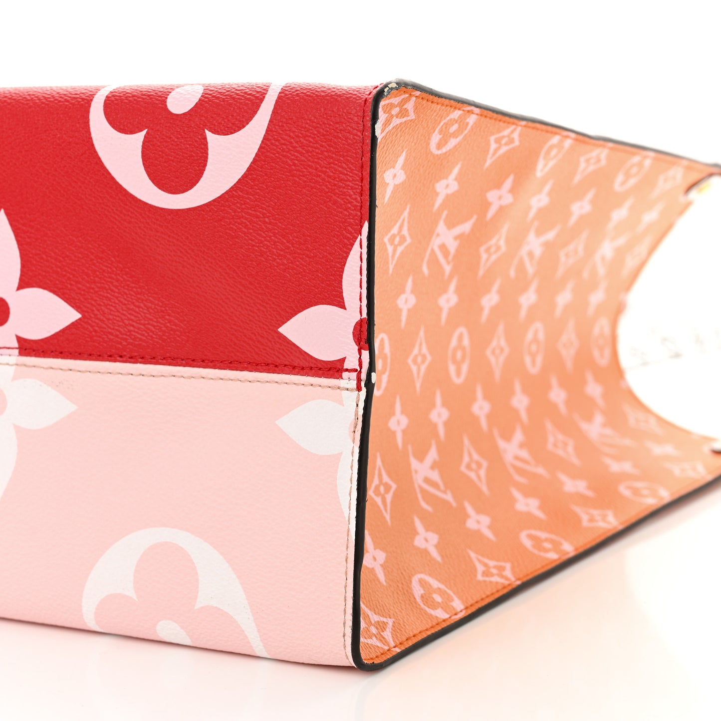 Monogram Giant Onthego Rouge Rose