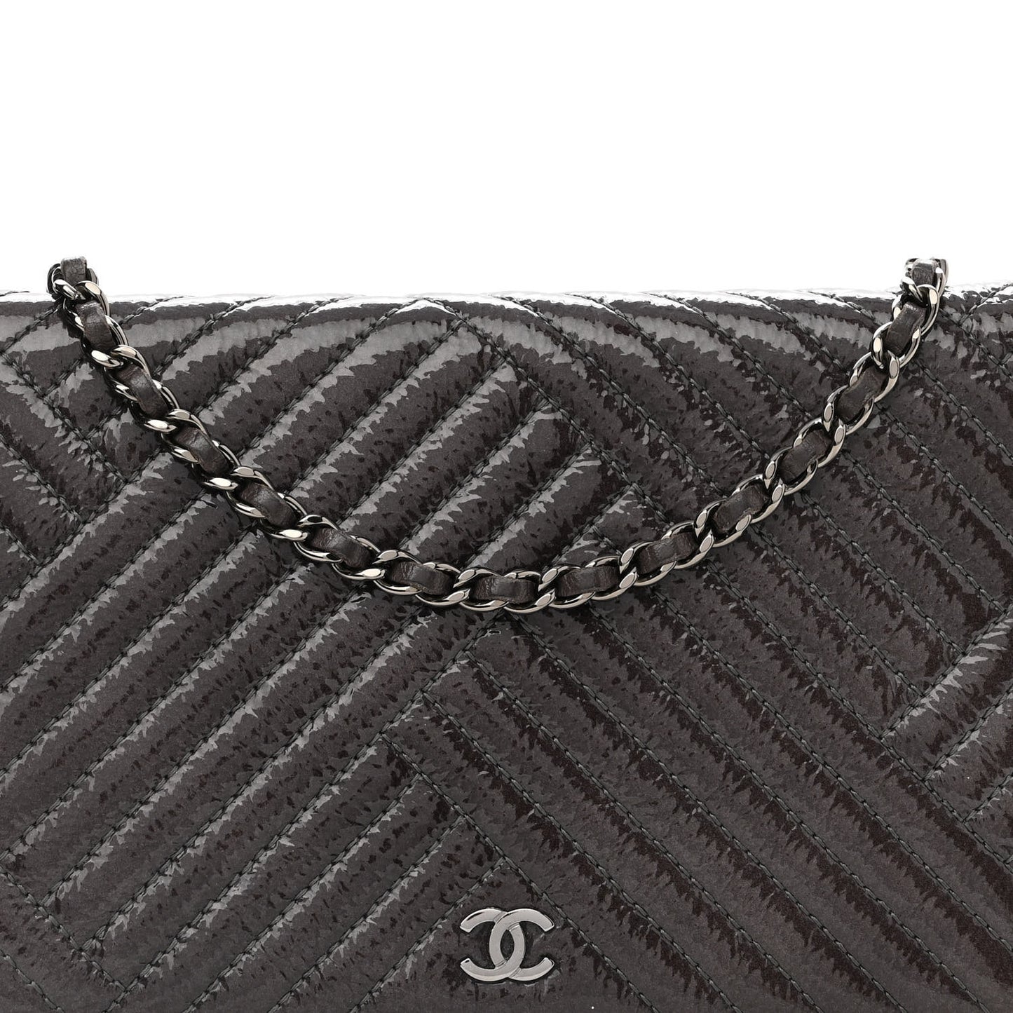 Distressed Patent Chevron Quilted CC Crossing Wallet On Chain WOC Grey