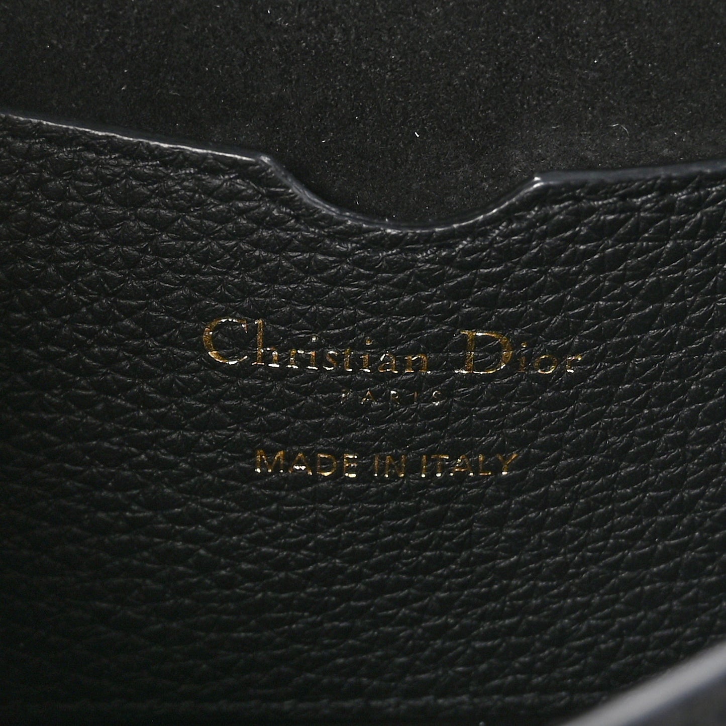 Grained Calfskin Medium Bobby Flap Black