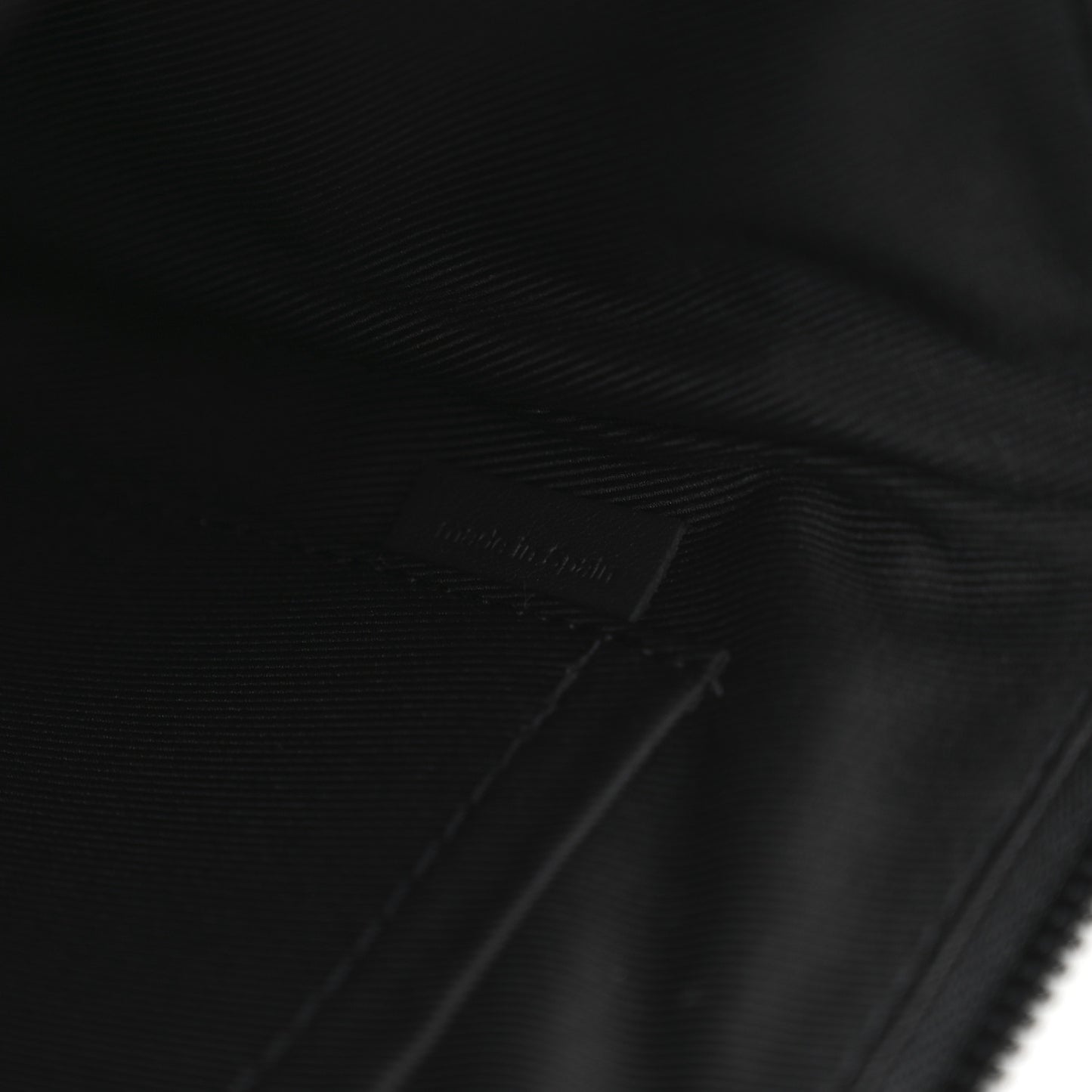 LV X YK Taurillon Monogram Pochette To-Go Black Red