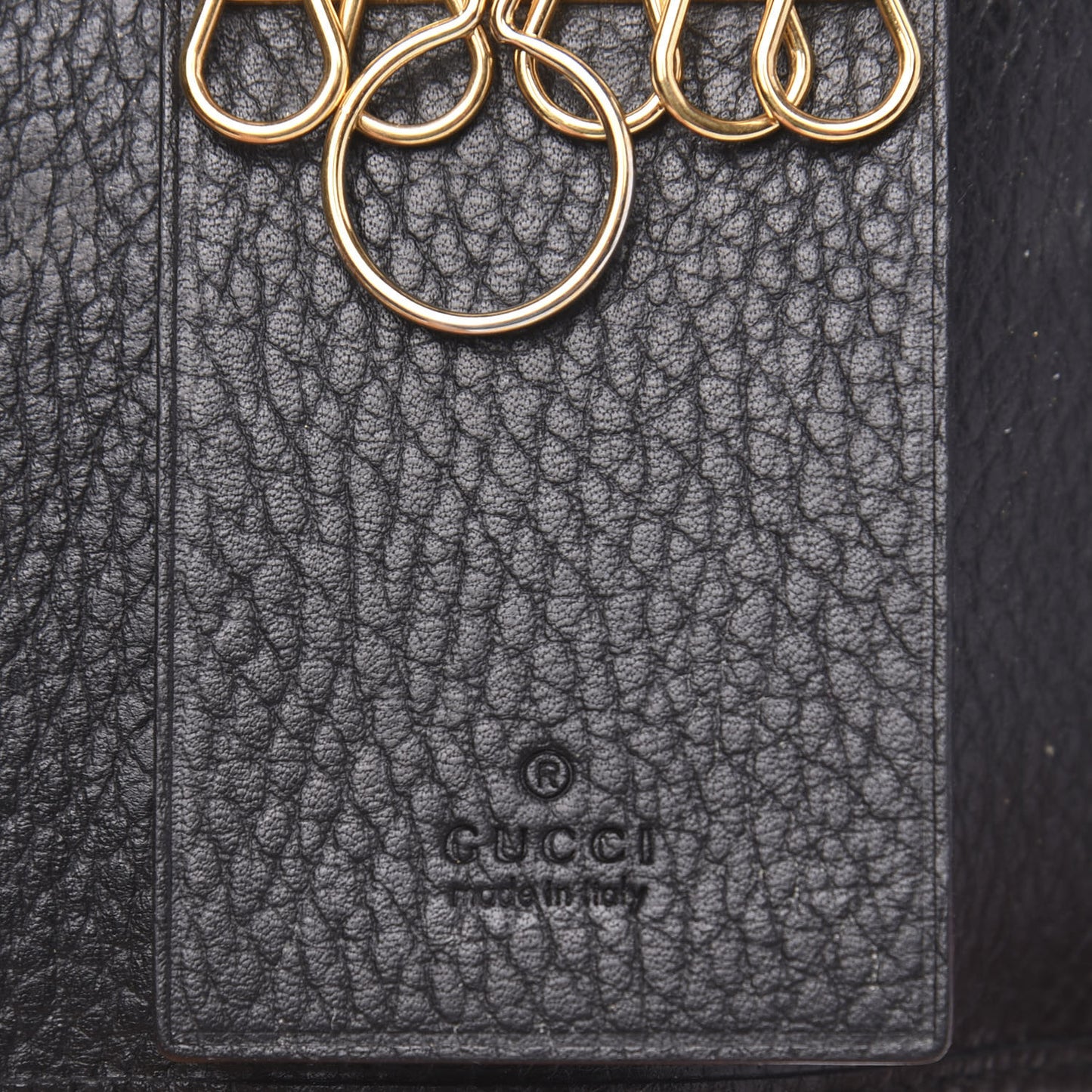 Pebbled Calfskin GG Marmont 6 Key Holder Black