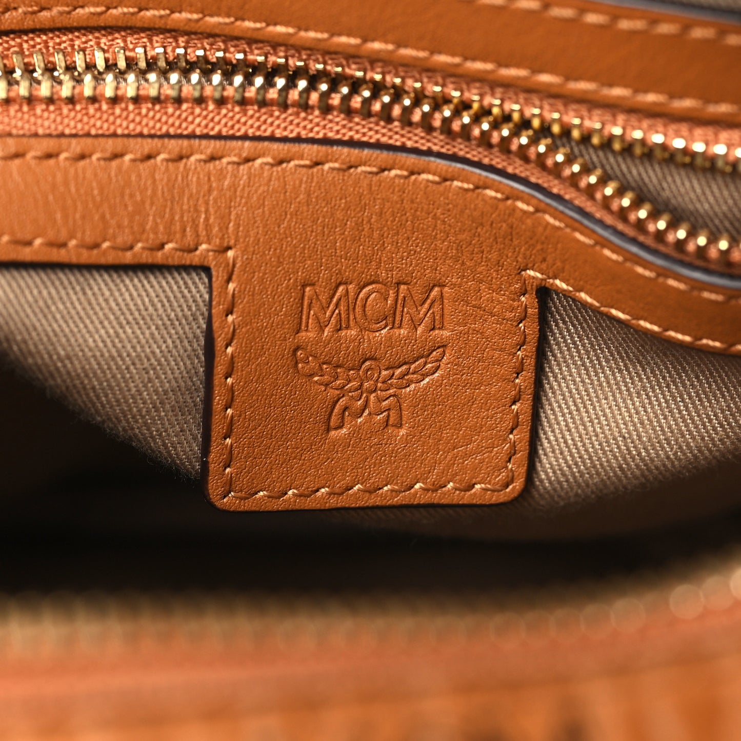 Visetos Camera Crossbody Bag Cognac