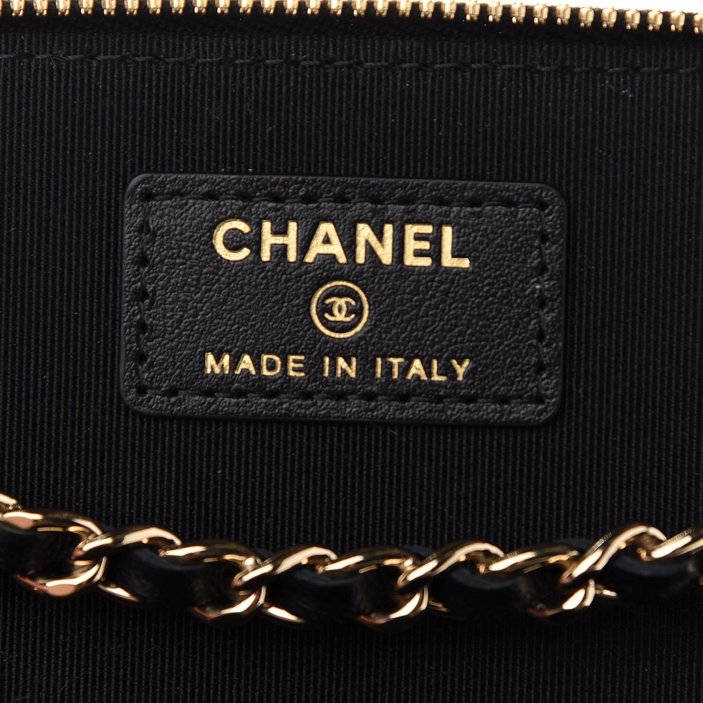 Lambskin Camellia Embossed Small Vanity Case With Chain Black