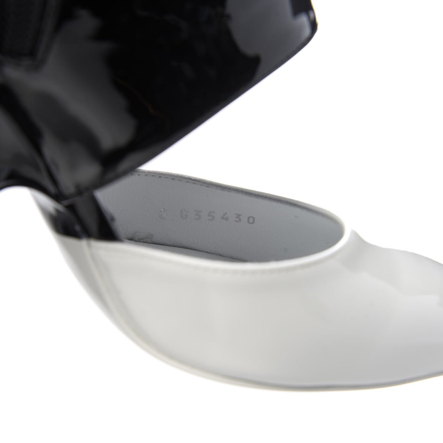 Patent Calfskin Pumps 36 Black White