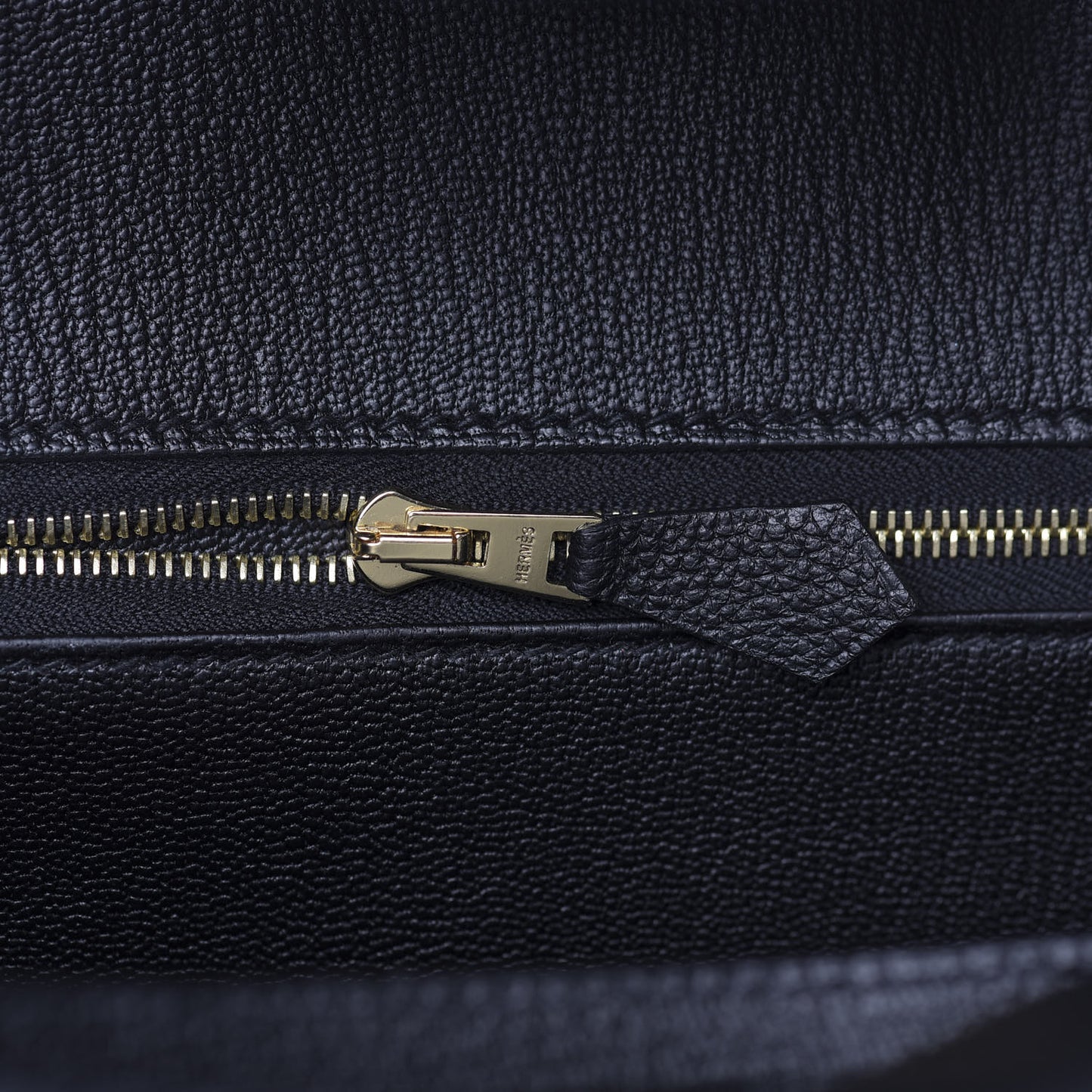 Taurillon Novillo Shiny Niloticus Crocodile Birkin Touch 30 Black