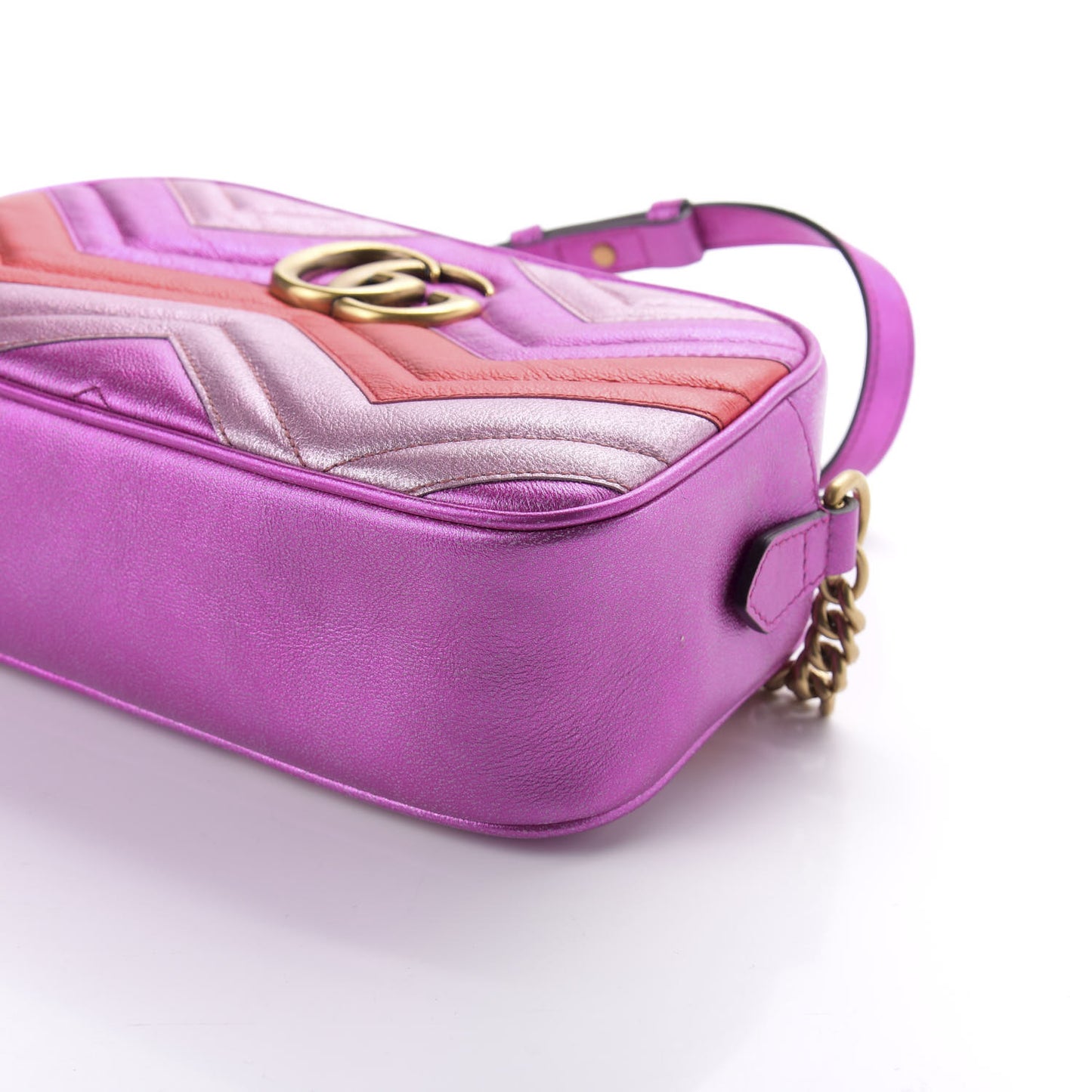 Laminated Nappa Matelasse Small GG Marmont Chain Shoulder Bag Fuxia Rosso Rosa