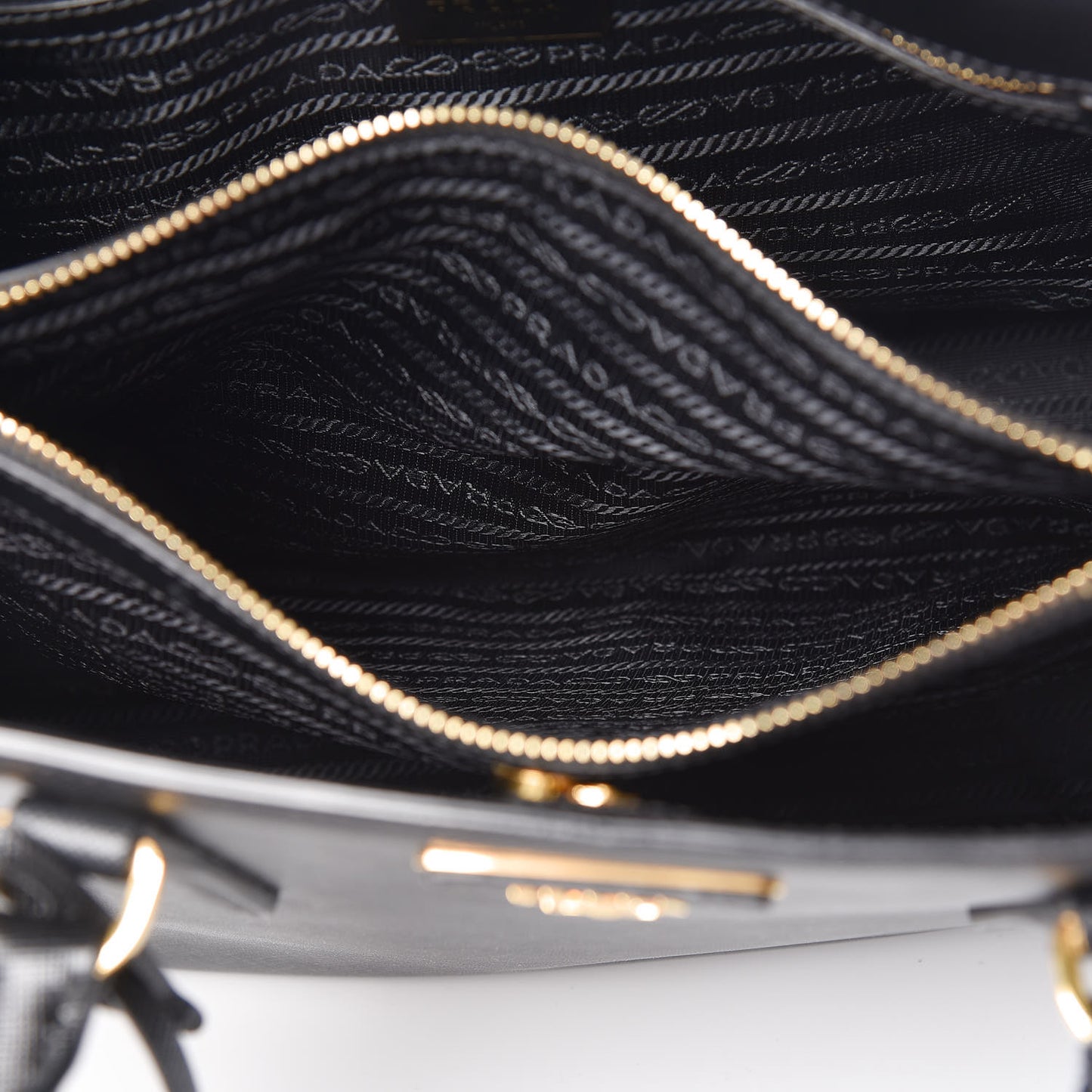 Saffiano Lux Small Tote Nero Black