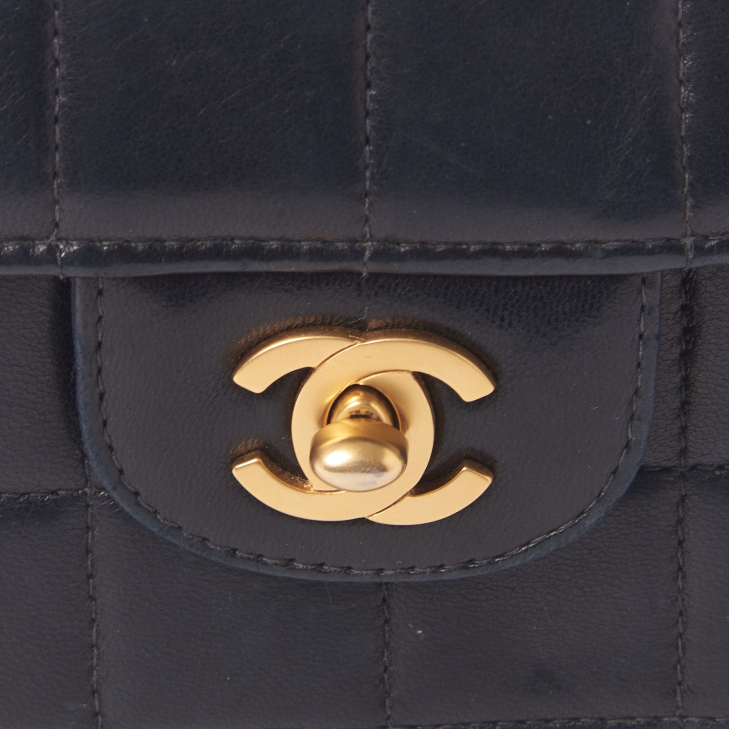 Chanel Lambskin East West Chocolate Bar Flap Black 8 of 10