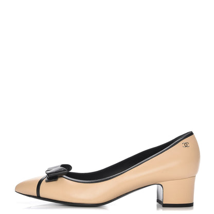 Chanel Lambskin Bow Pointed Toe Pumps 39.5 Beige Black 1 of 9