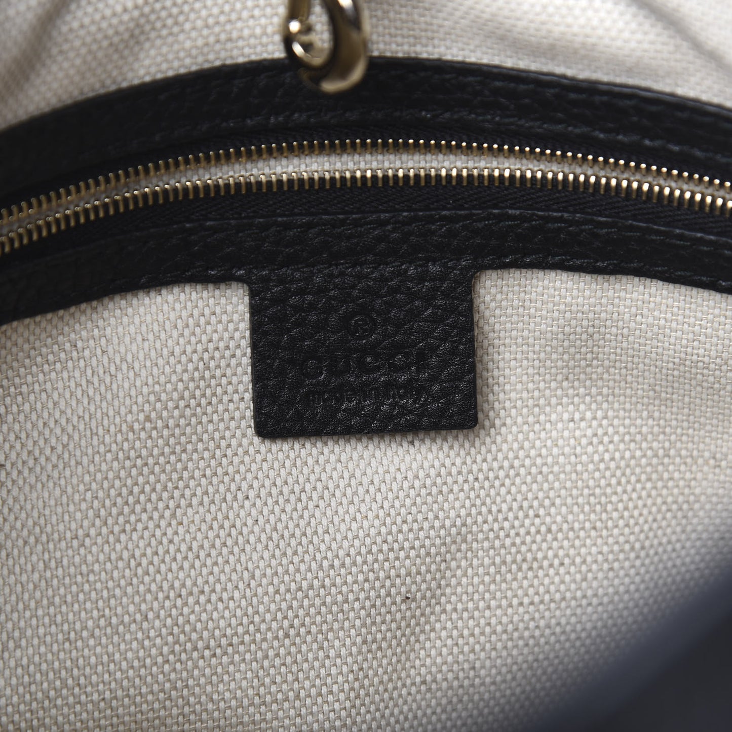 Pebbled Calfskin Medium Soho Chain Shoulder Bag Black