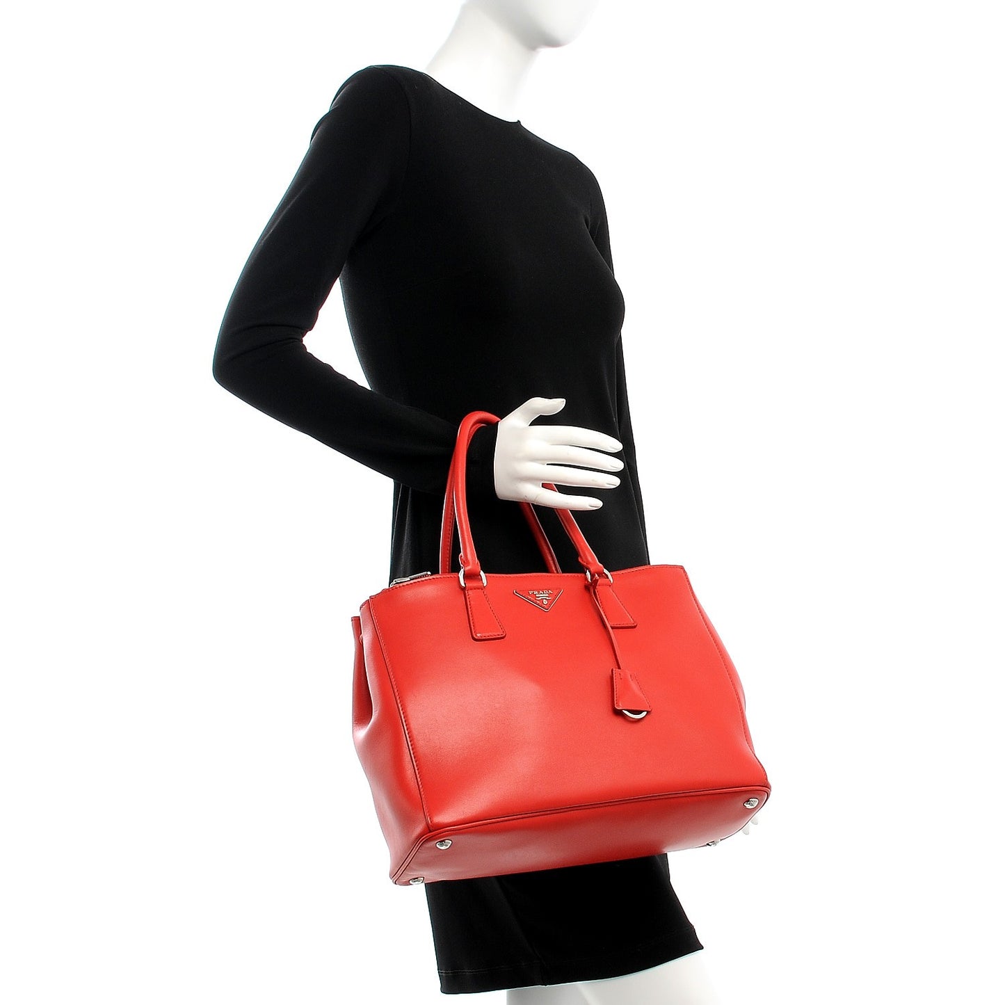 City Calf Large Galleria Double Zip Tote Lacca