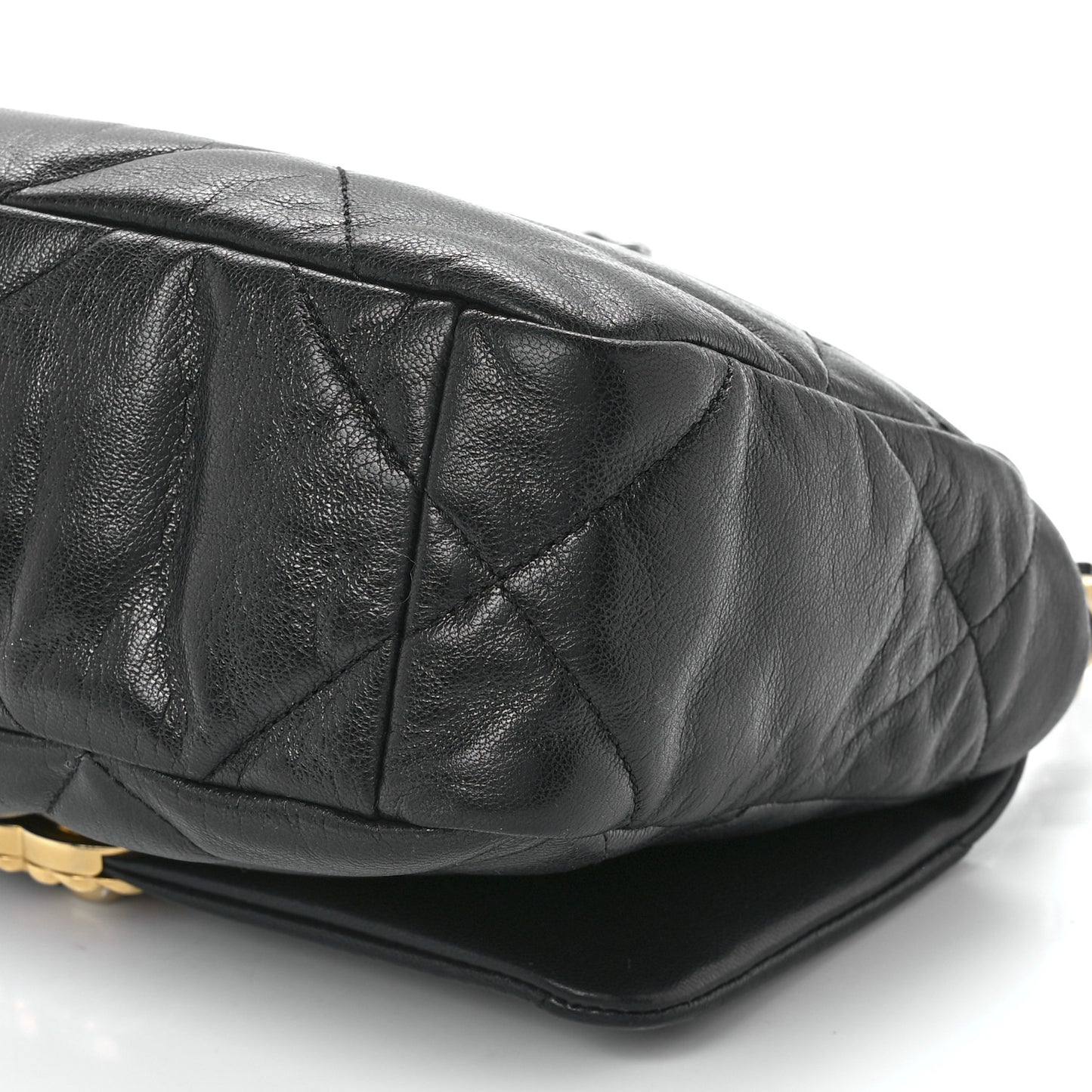 Goatskin Quilted Medium Chanel 19 Flap Black