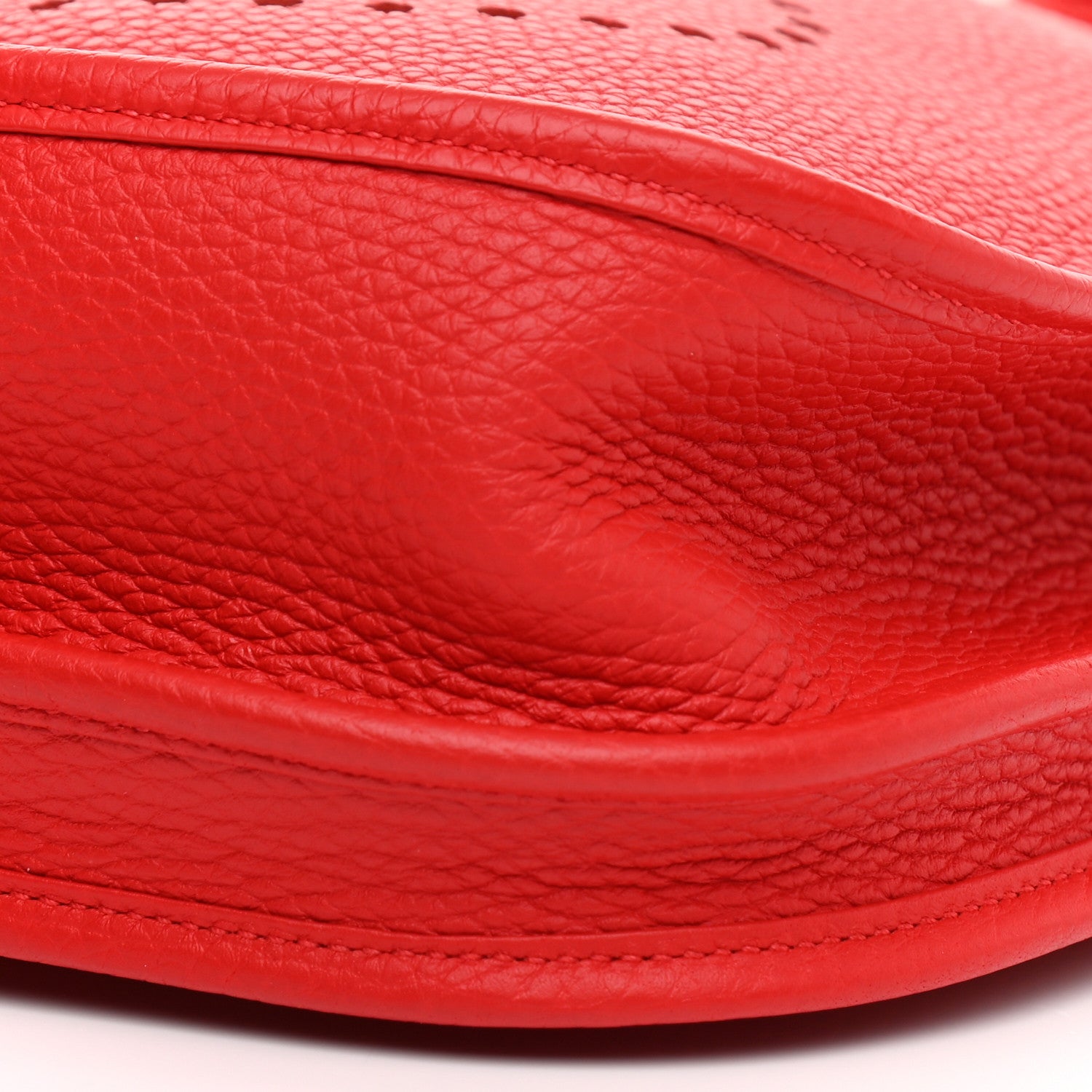 Hermes Taurillon Clemence Evelyne III PM Rouge De Coeur 19 of 21