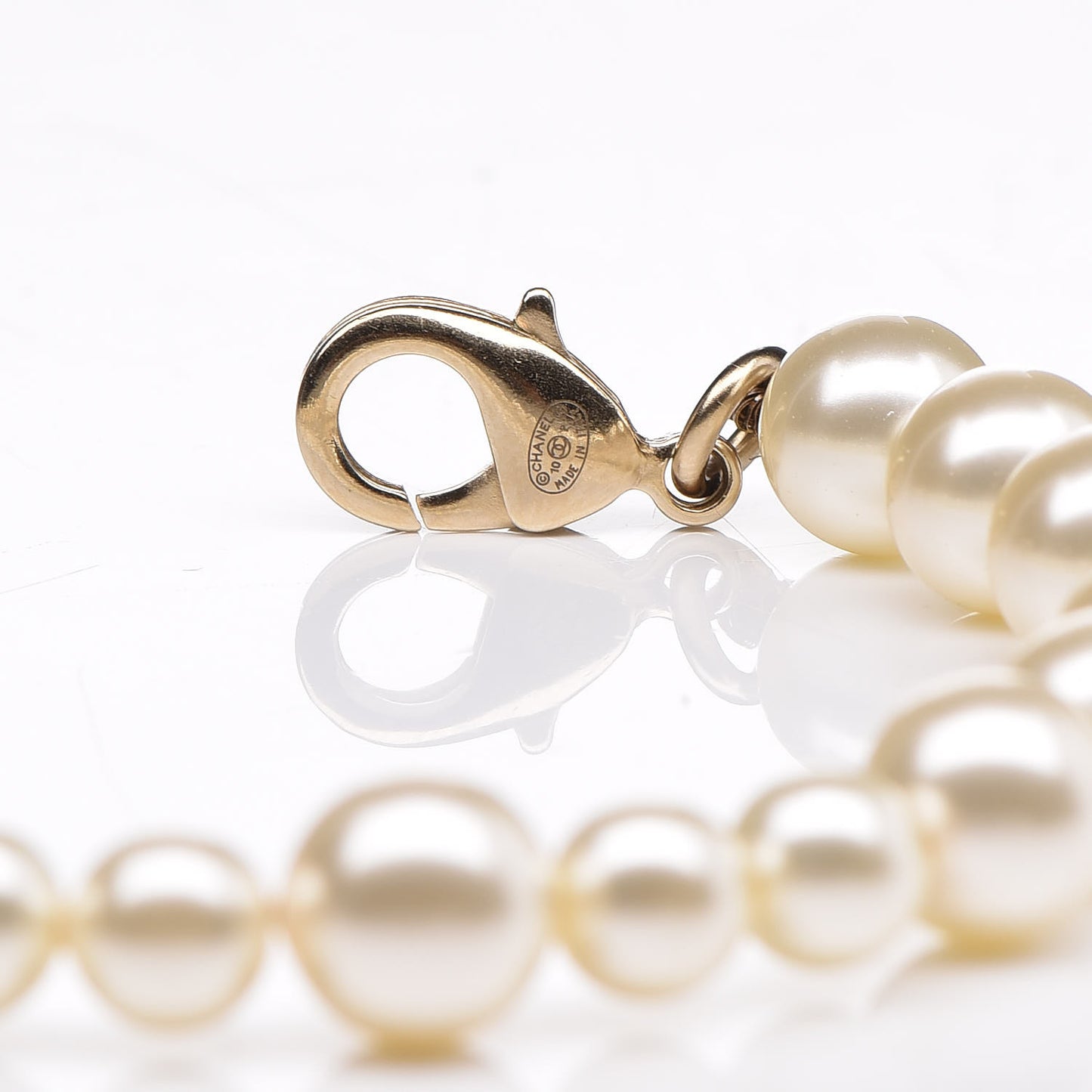 Crystal Pearl CC Bracelet Gold