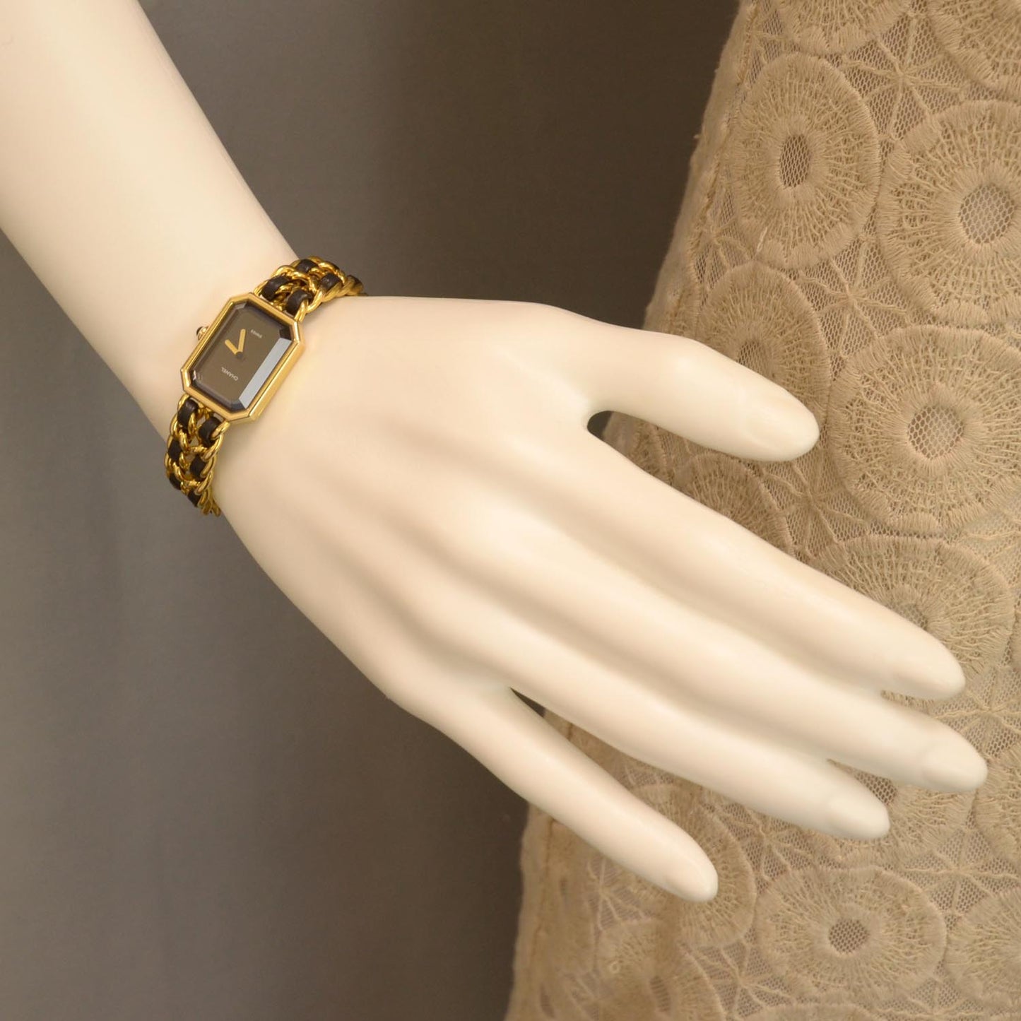 Stainless Steel Lambskin 20mm Chain Premiere Quartz Watch Gold M