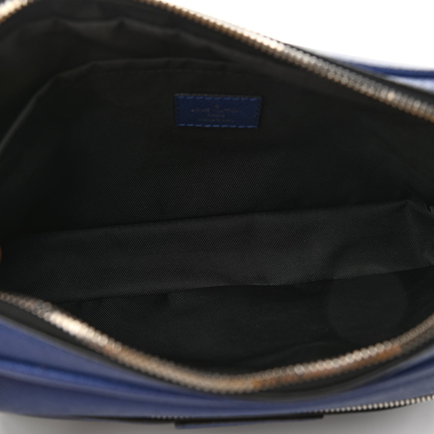 Louis Vuitton Taiga Monogram Outdoor Messenger Cobalt 5 of 10